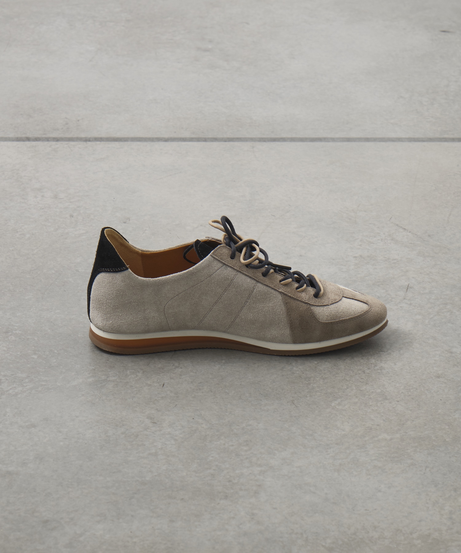 スウェードコンビジャーマントレーナー