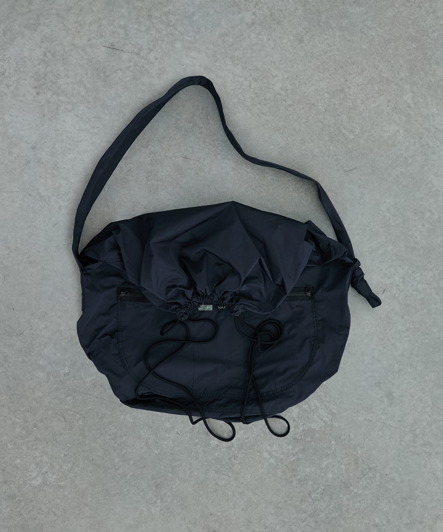 NAPRON/SHIOTA 折ショルダーL