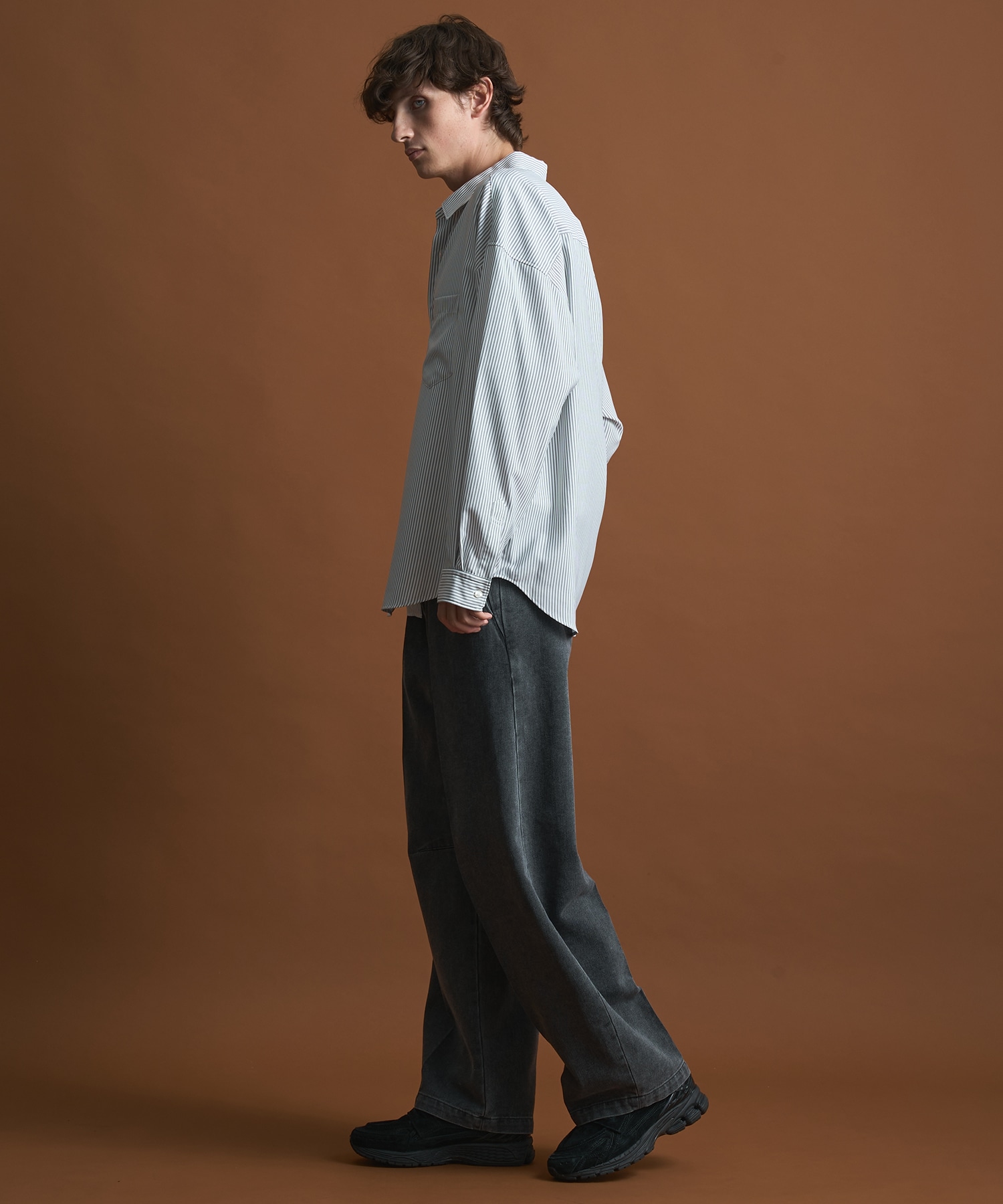 コンフォートリラックスレギュラーシャツ