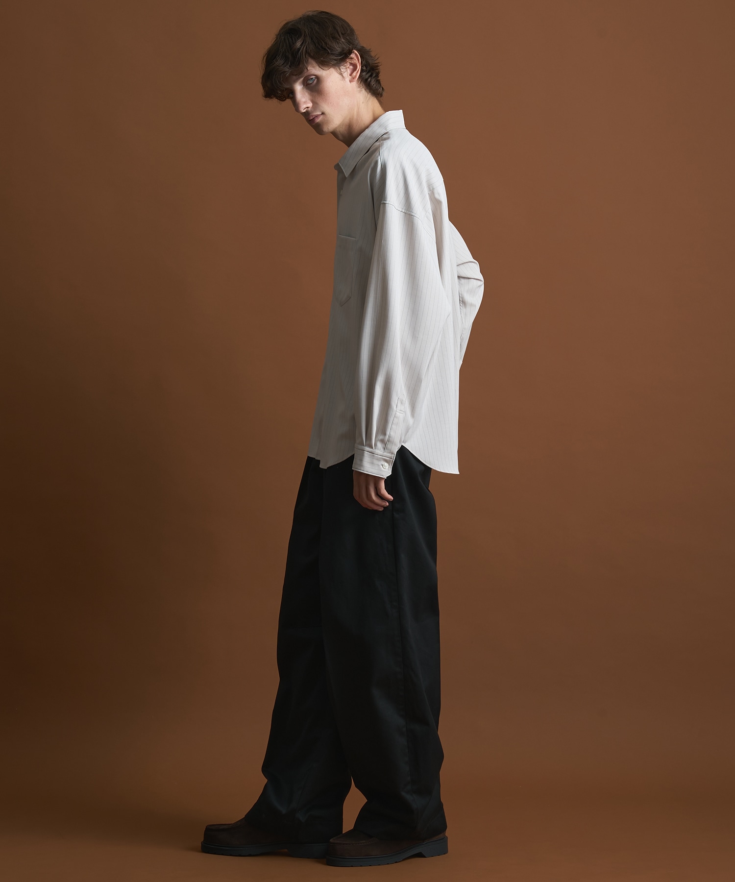 コンフォートリラックスレギュラーシャツ