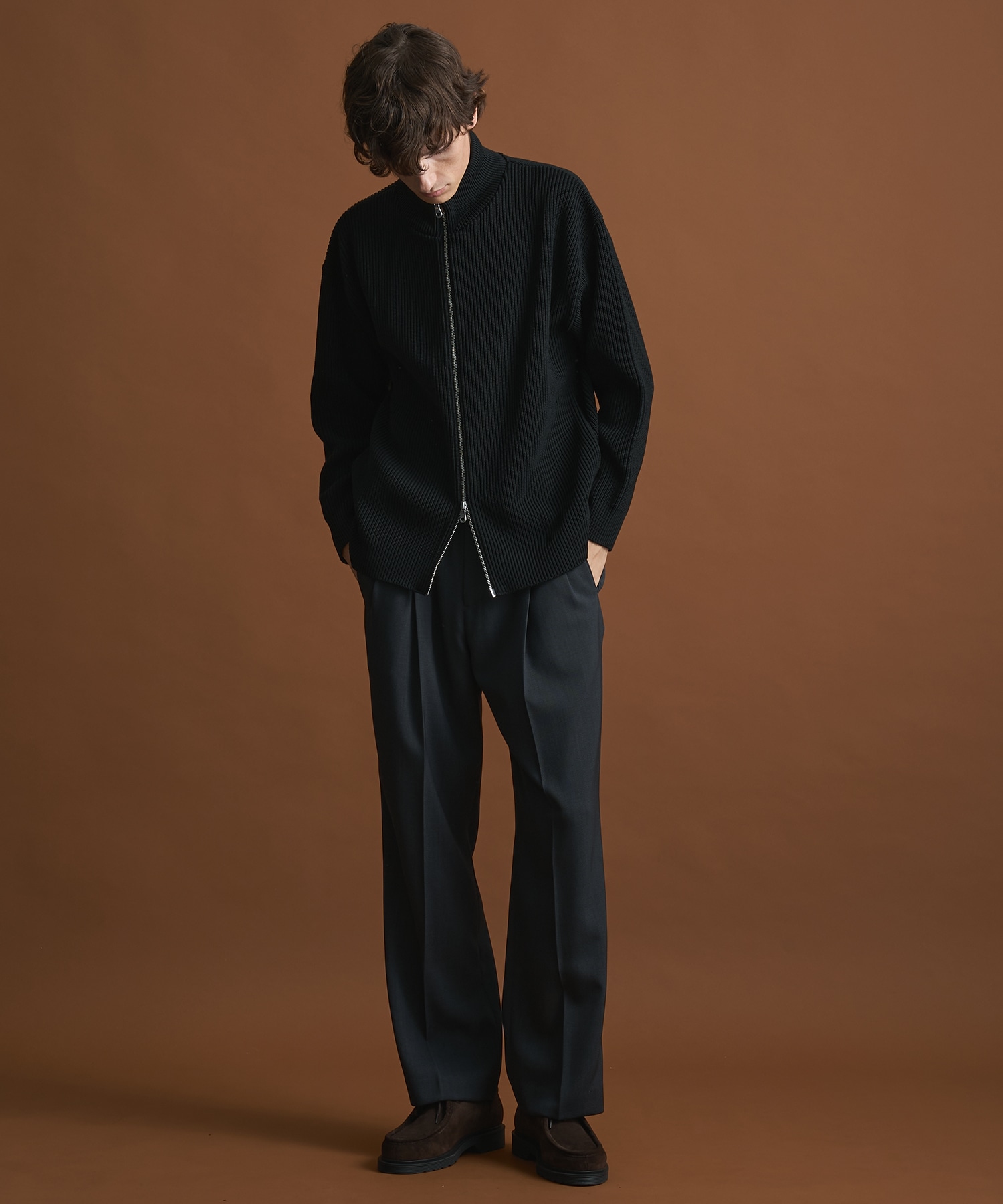 パブリックトウキョウ　バウンドウールドライバーズニット　ブラック PUBLIC TOKYO（パブリックトウキョウ）の「バウンドウール