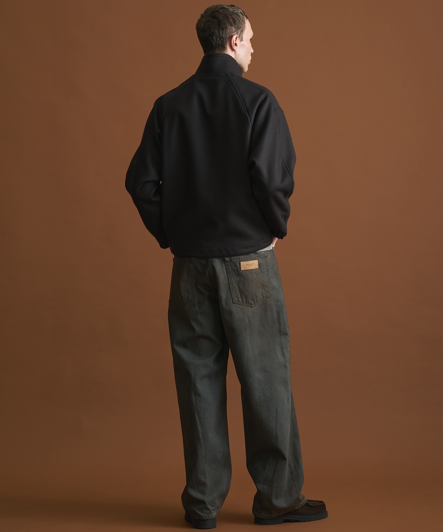 Super140sメルトンスタンドジップBL