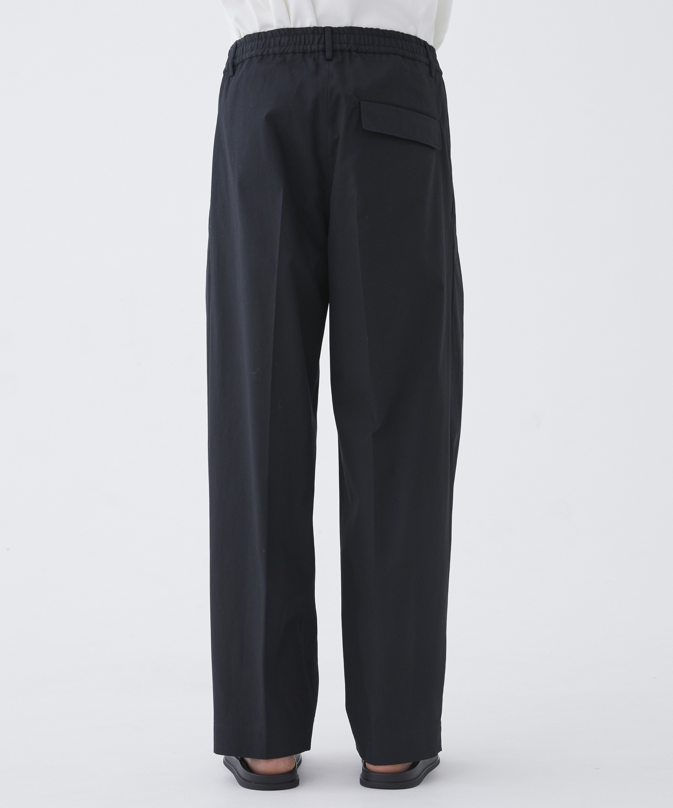 SUMMER LIGHT CHINOS