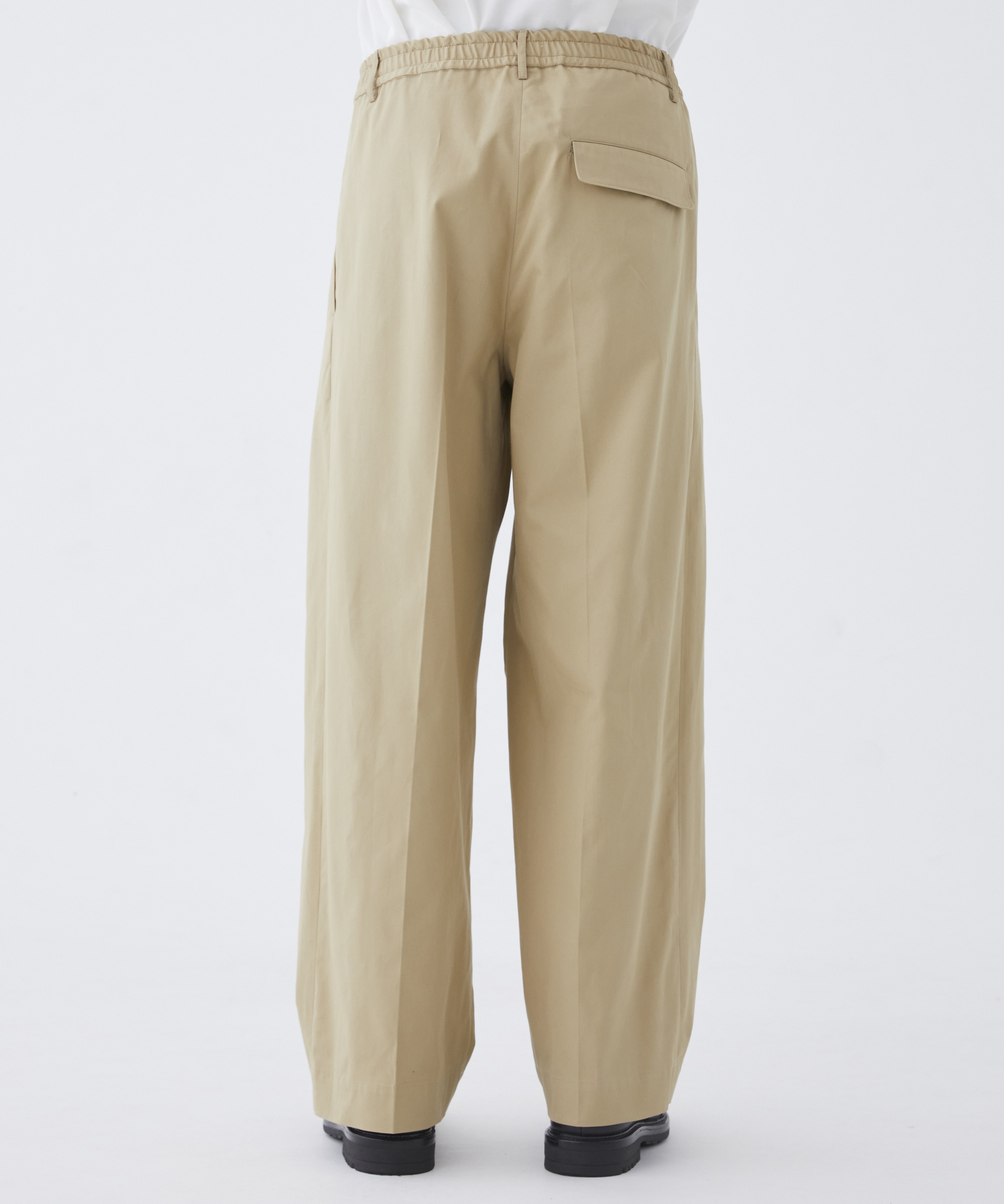 SUMMER LIGHT CHINOS