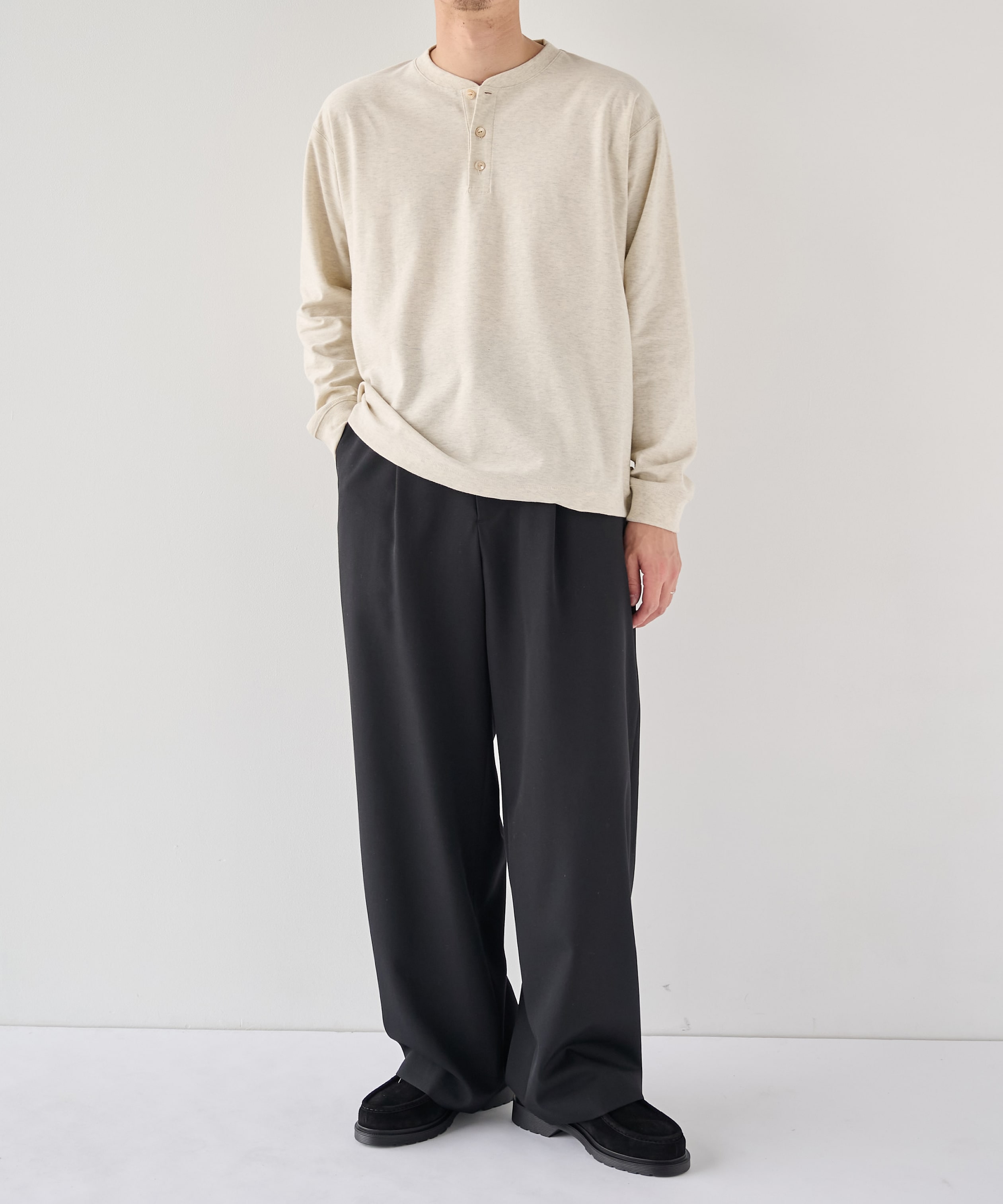 メランジヘンリーネックTEE
