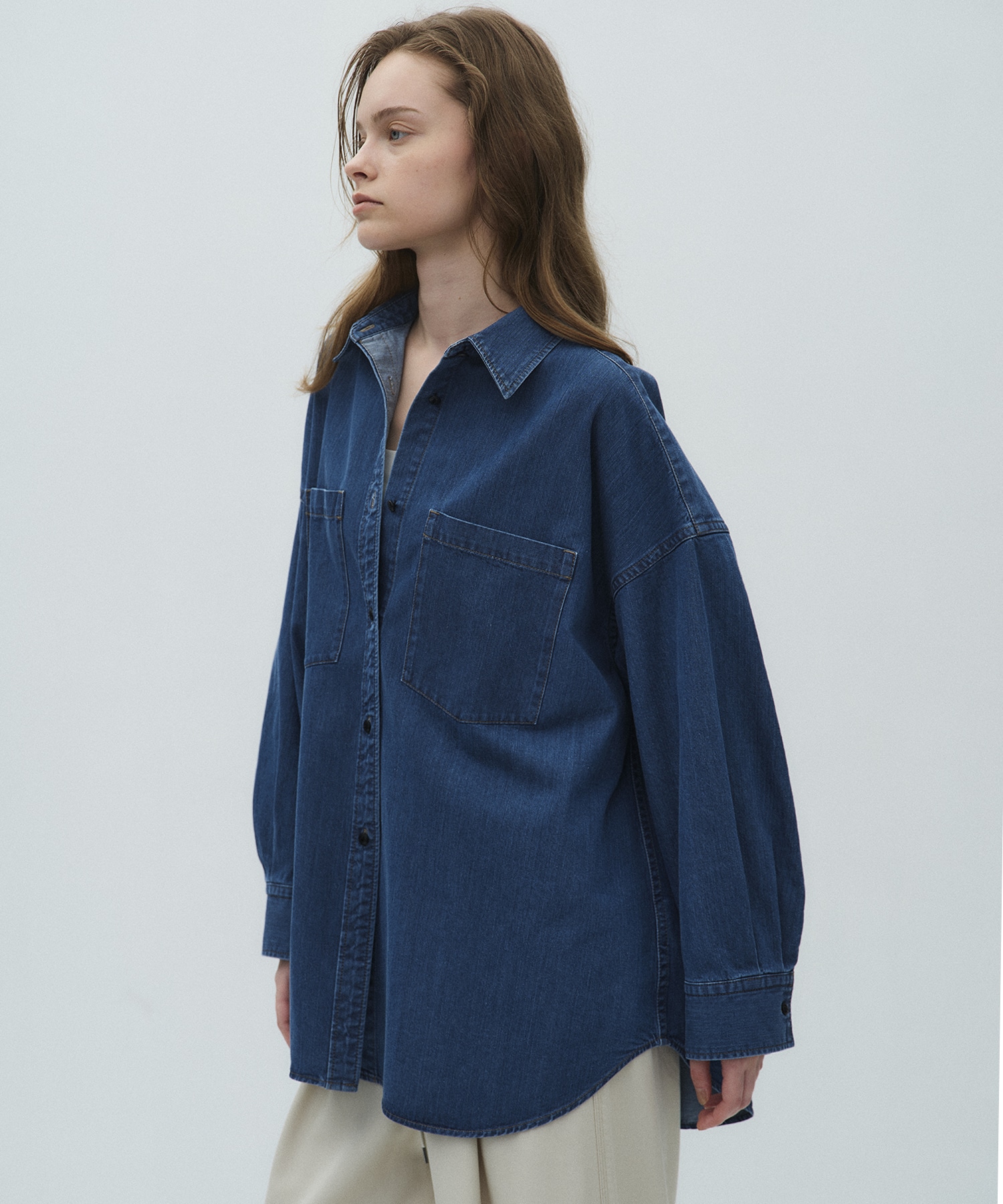 オーバーサイズデニムシャツ