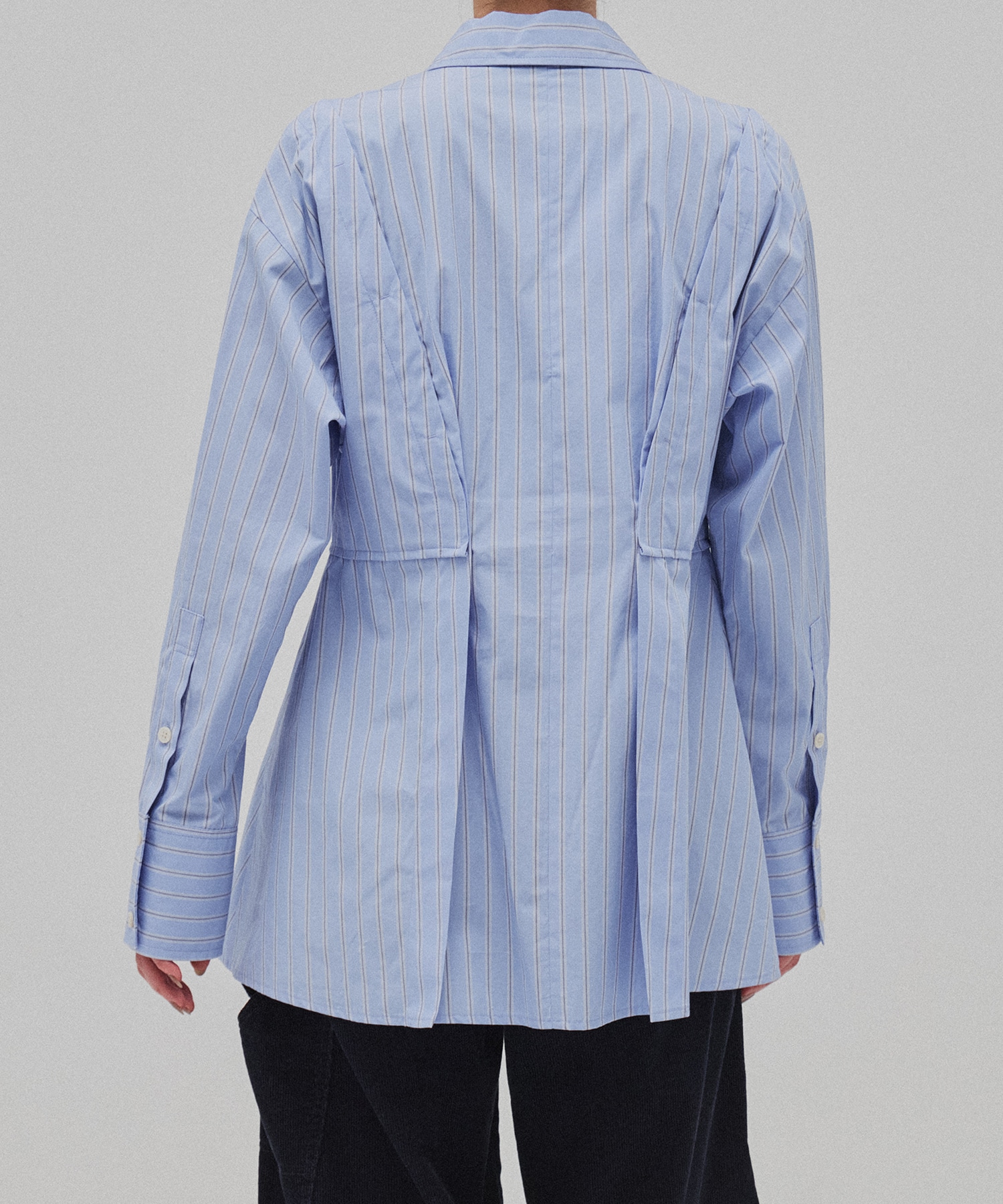 ホールドタックマルチウェイシャツ