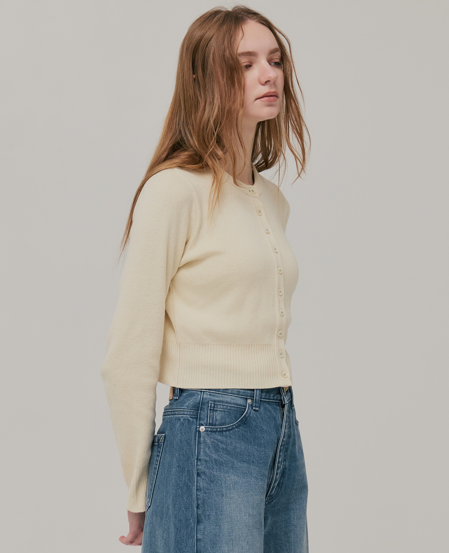 〈残りわずか〉コットンカシミヤクルーカーデ