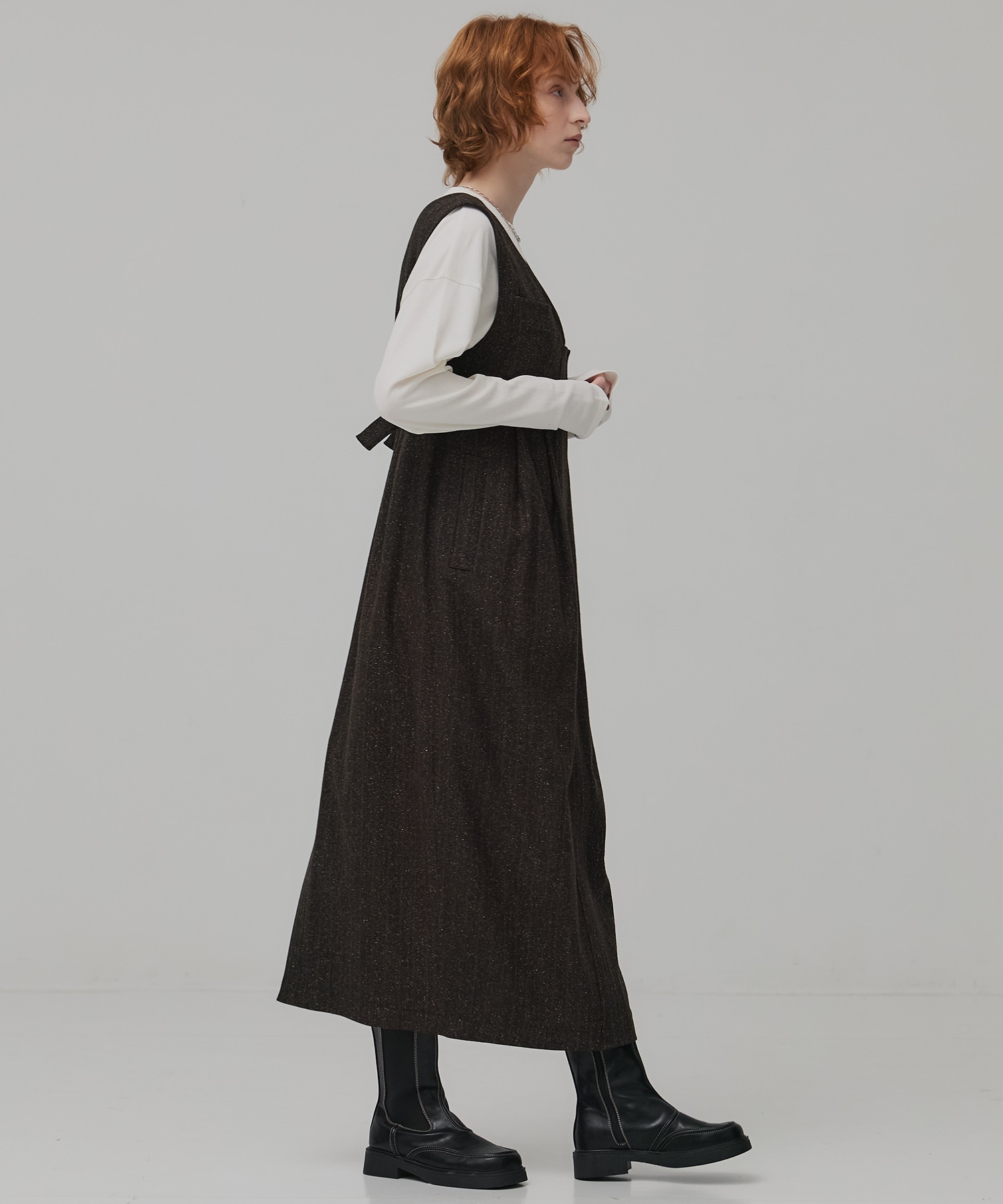 Vネックジャンパースカート