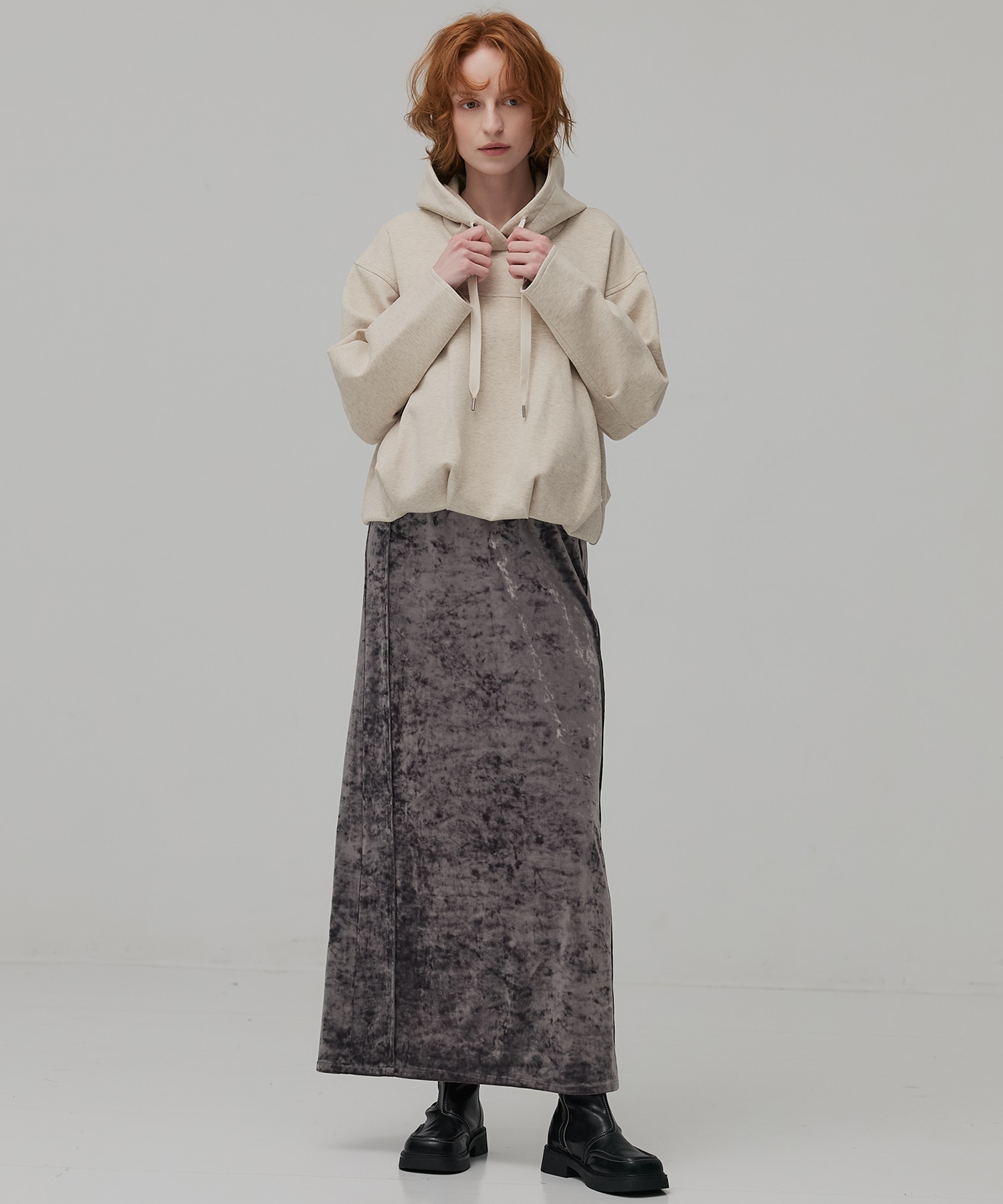 ダンボールバルーンフーディ