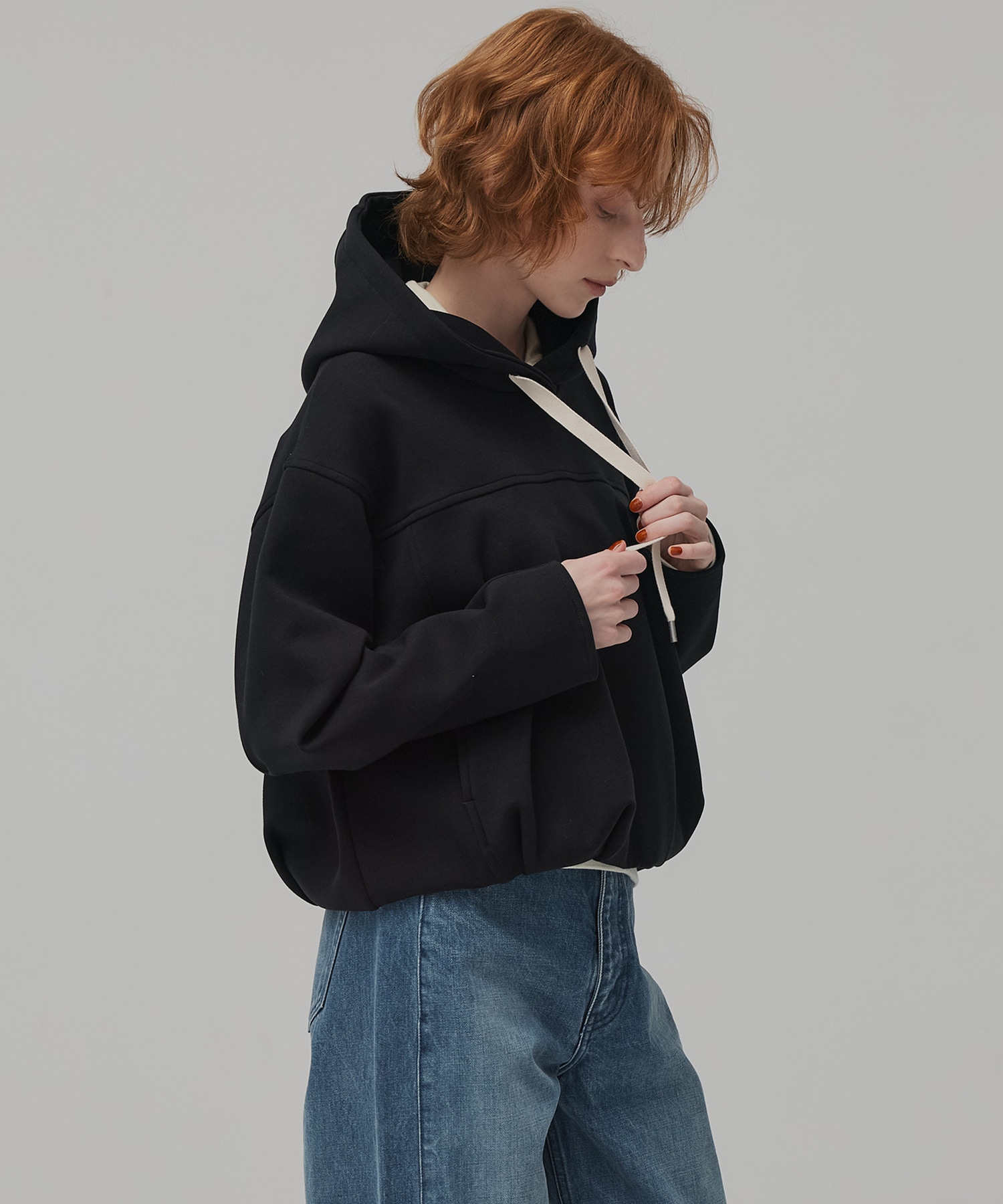 ダンボールバルーンフーディ