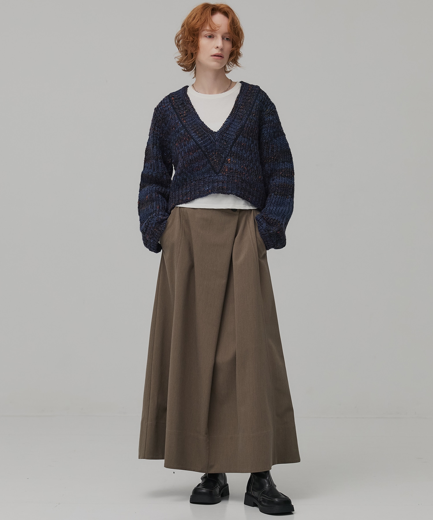 ミックスカラーVネックニット