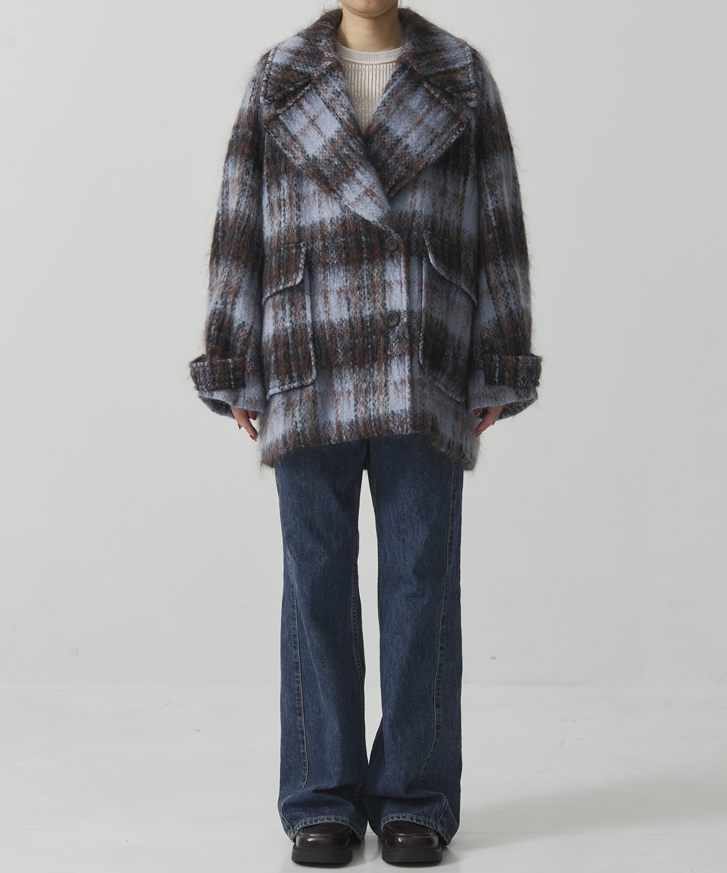 ワイドラペルチェックコート