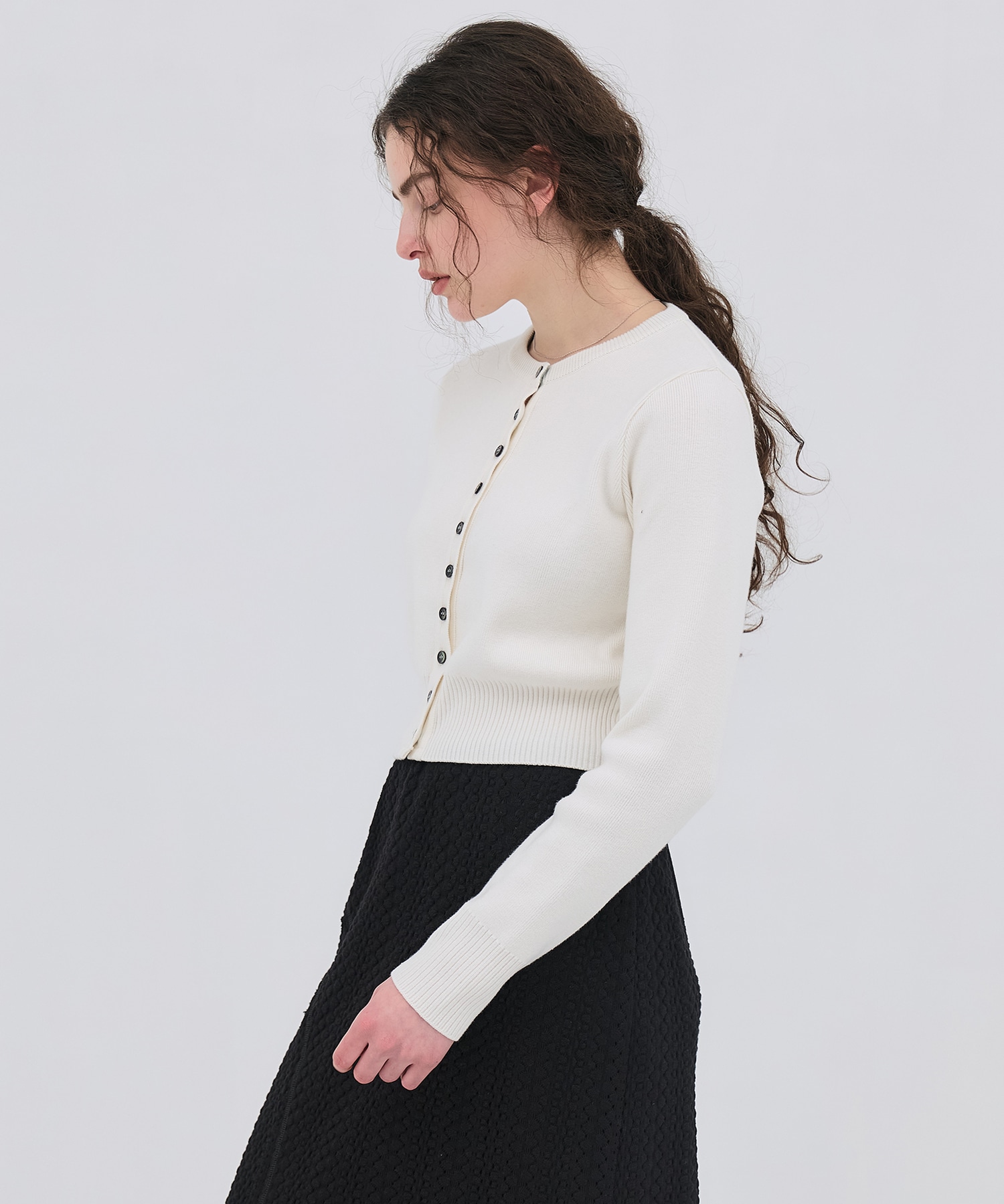 コットンシルククルーカーデ