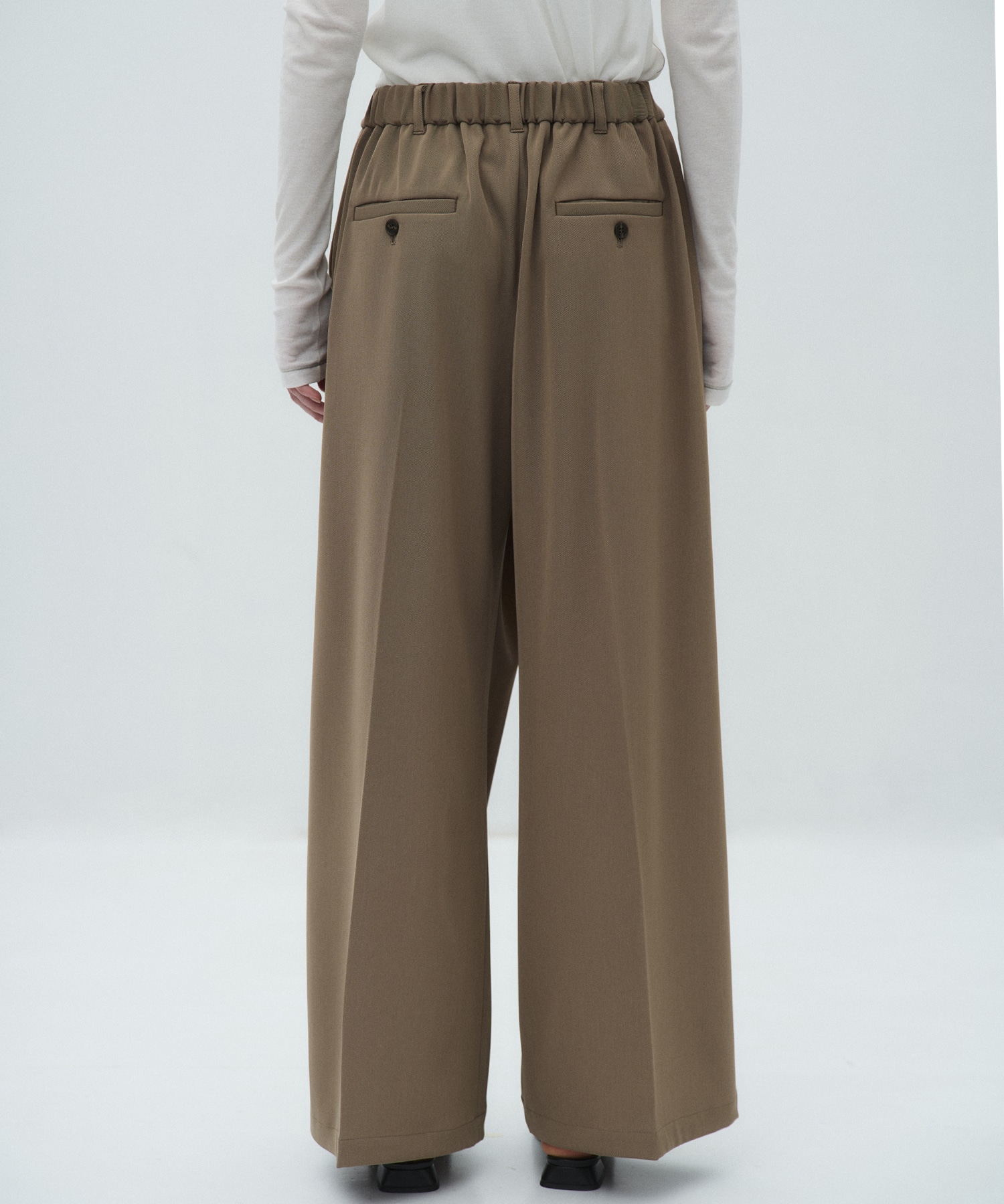 シルキーツイルアシメタックパンツ