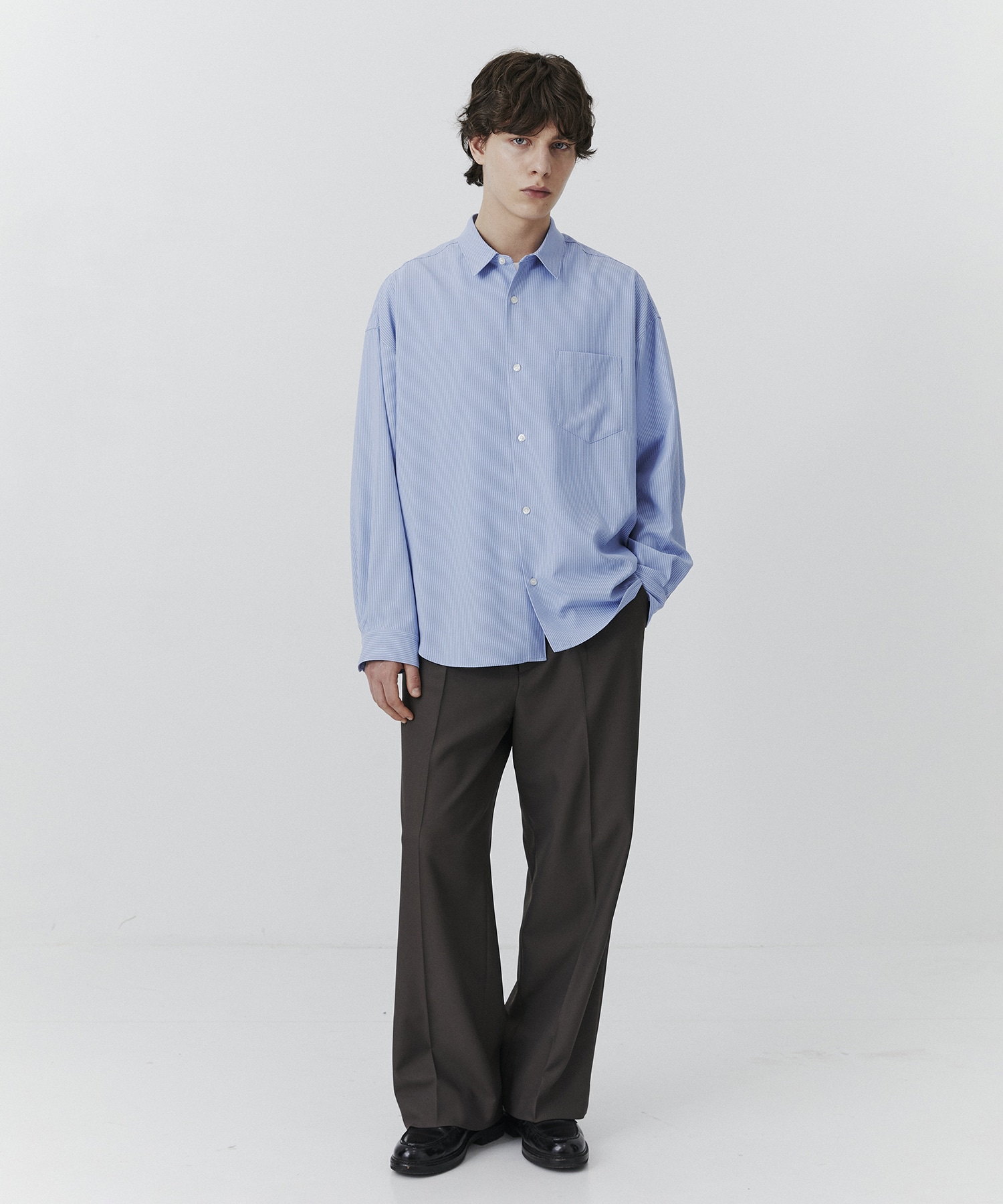 コンフォートリラックスレギュラーシャツ