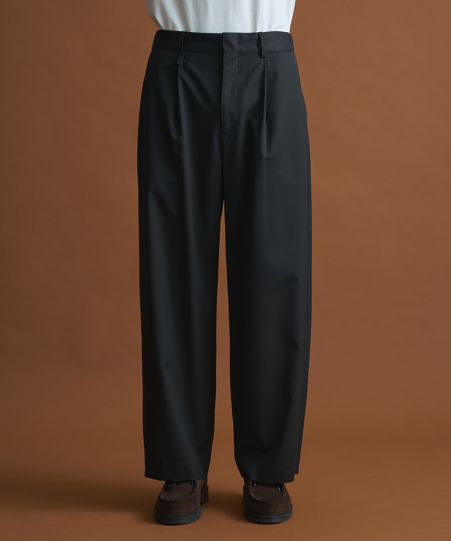 ハイスタンダードデイリースラックス