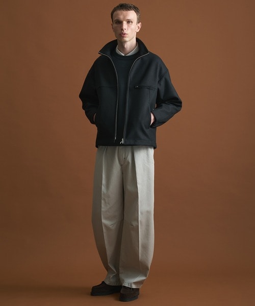 バウンドウールライトクルーネックニット