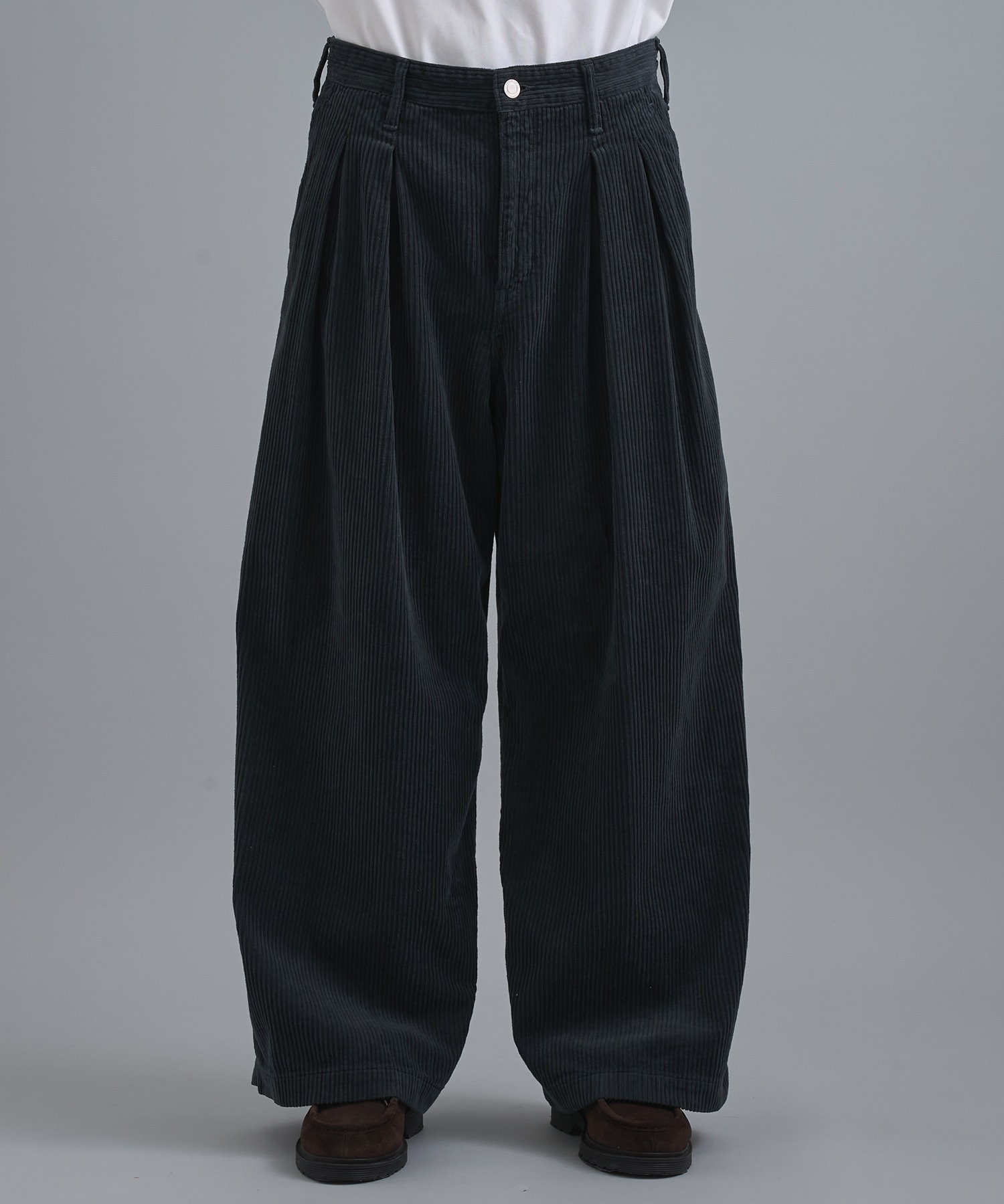 ガーメントダイコーデュロイバギー