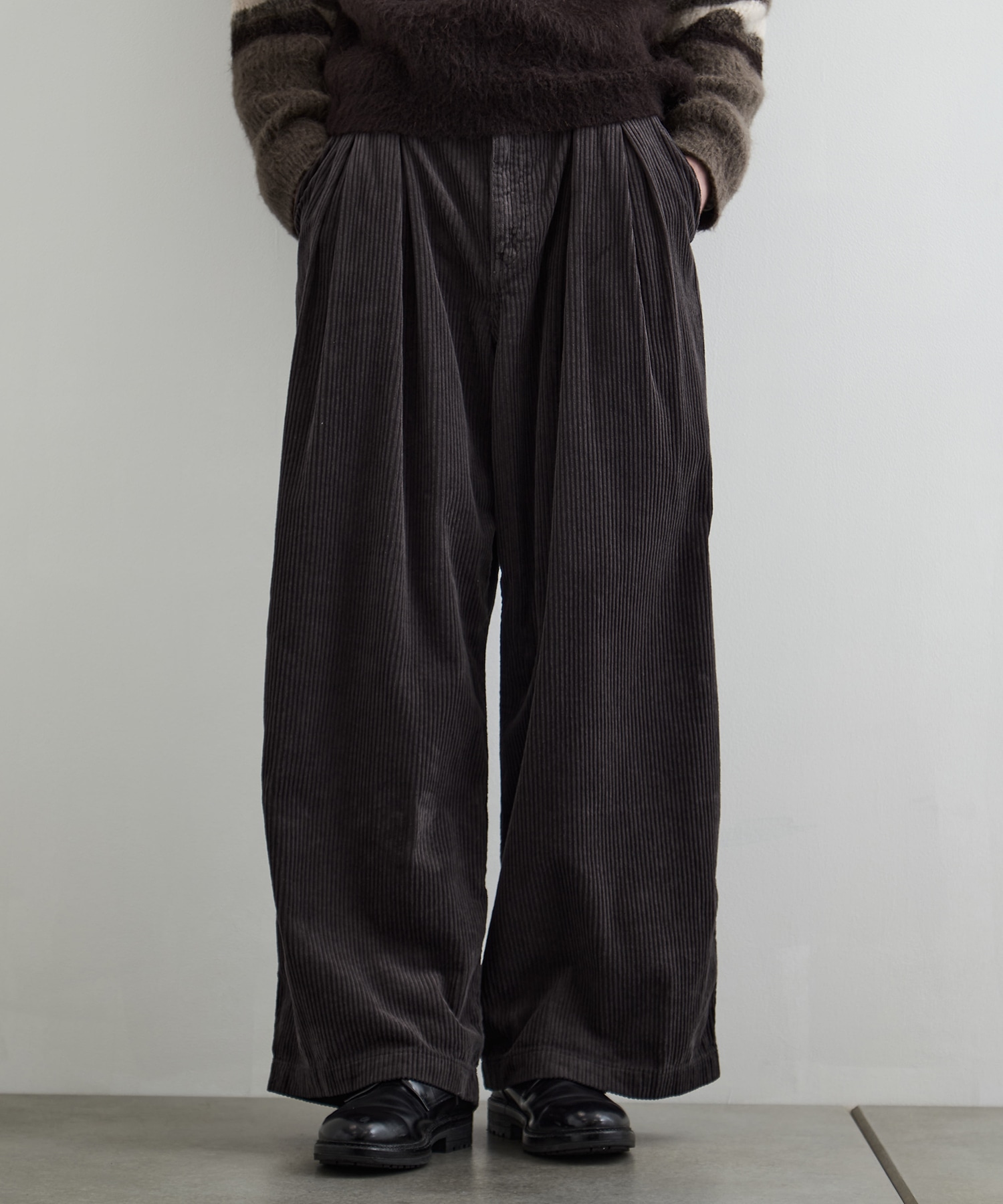 ガーメントダイコーデュロイバギー