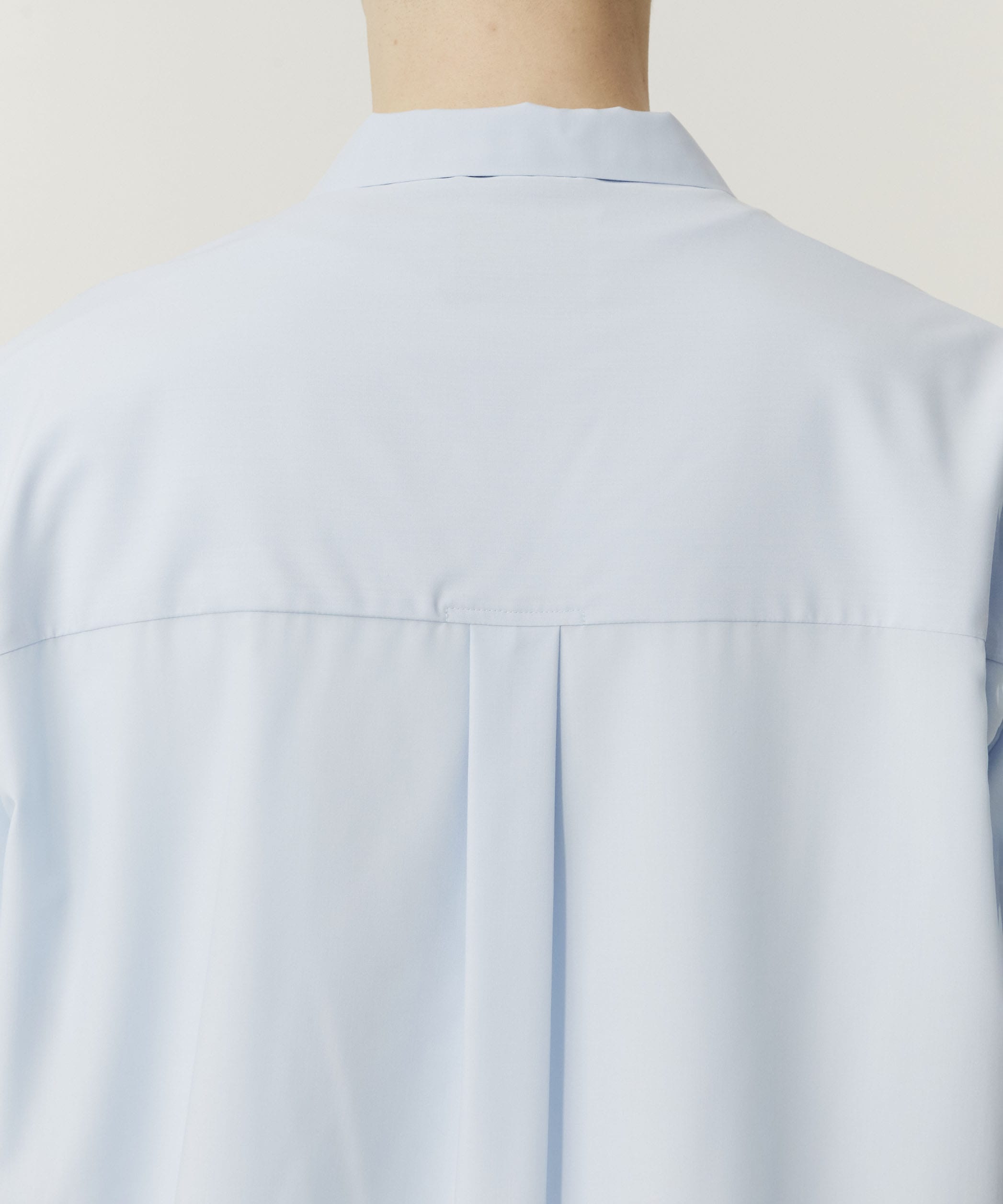 シルキータッチオープンカラーシャツ