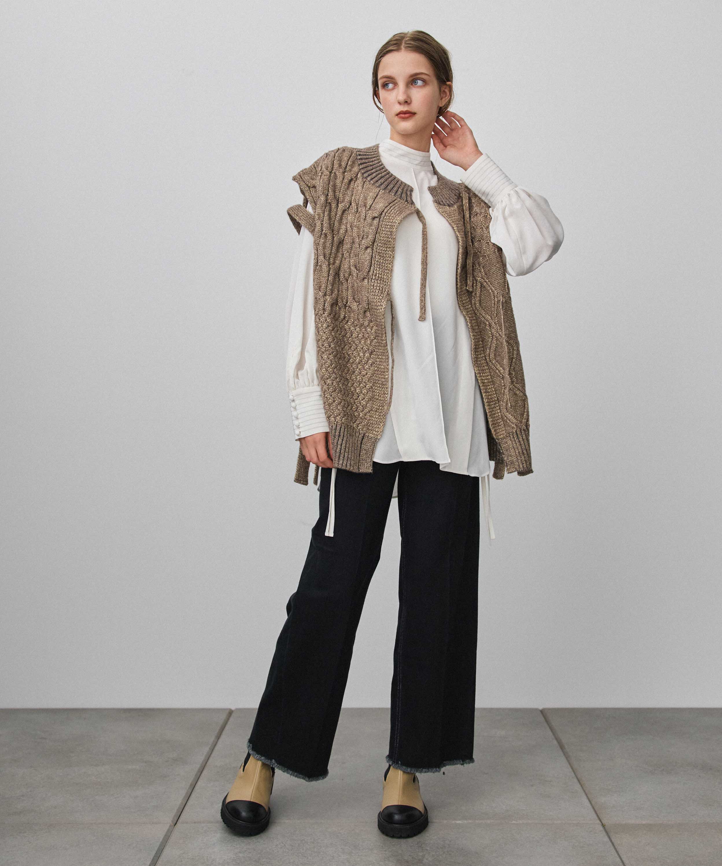 162530015200 BEIGE FREE GILET KNIT MIX パターンミックスニットジレ