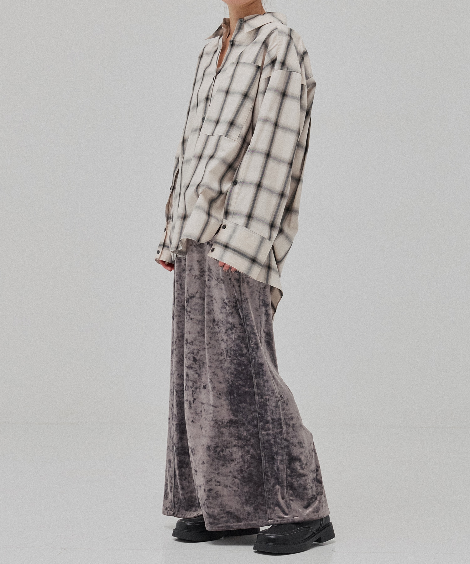 ビッグポケットラウンドシャツ