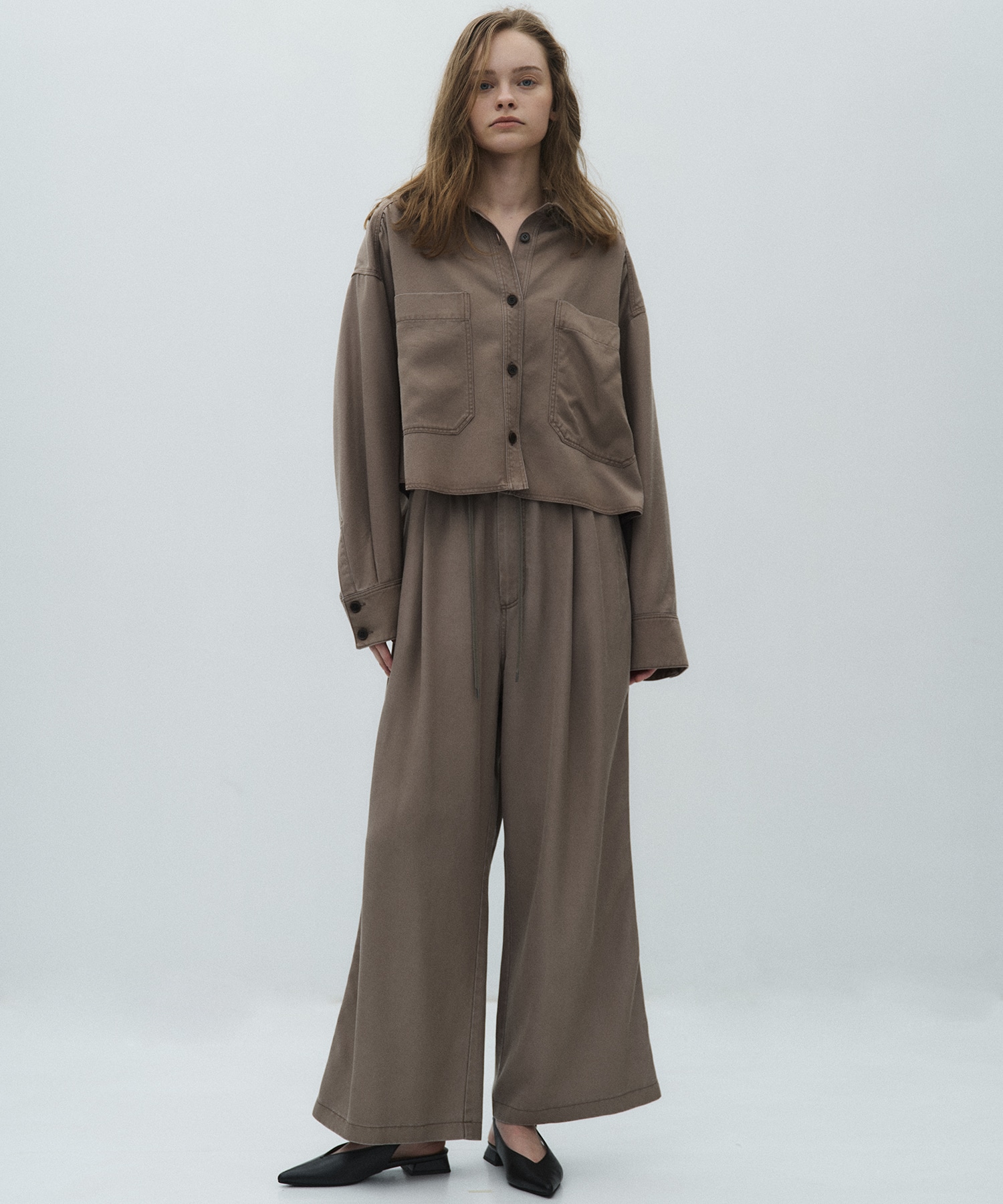 フルイドクロップドシャツ