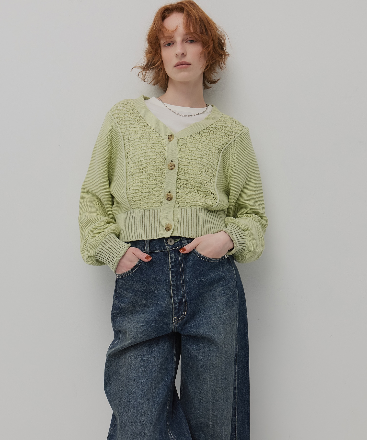 エアロVネックニットカーデ