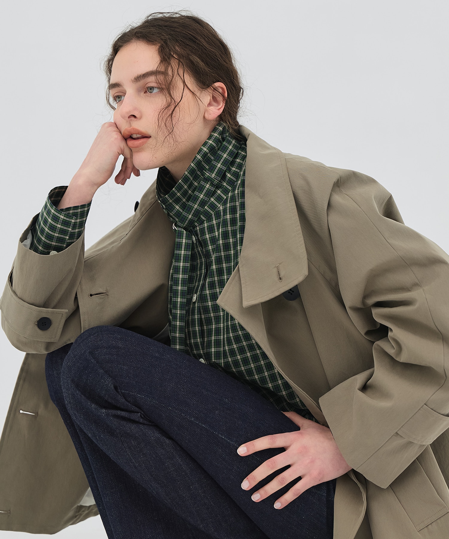 ファンネルネックショートトレンチコート