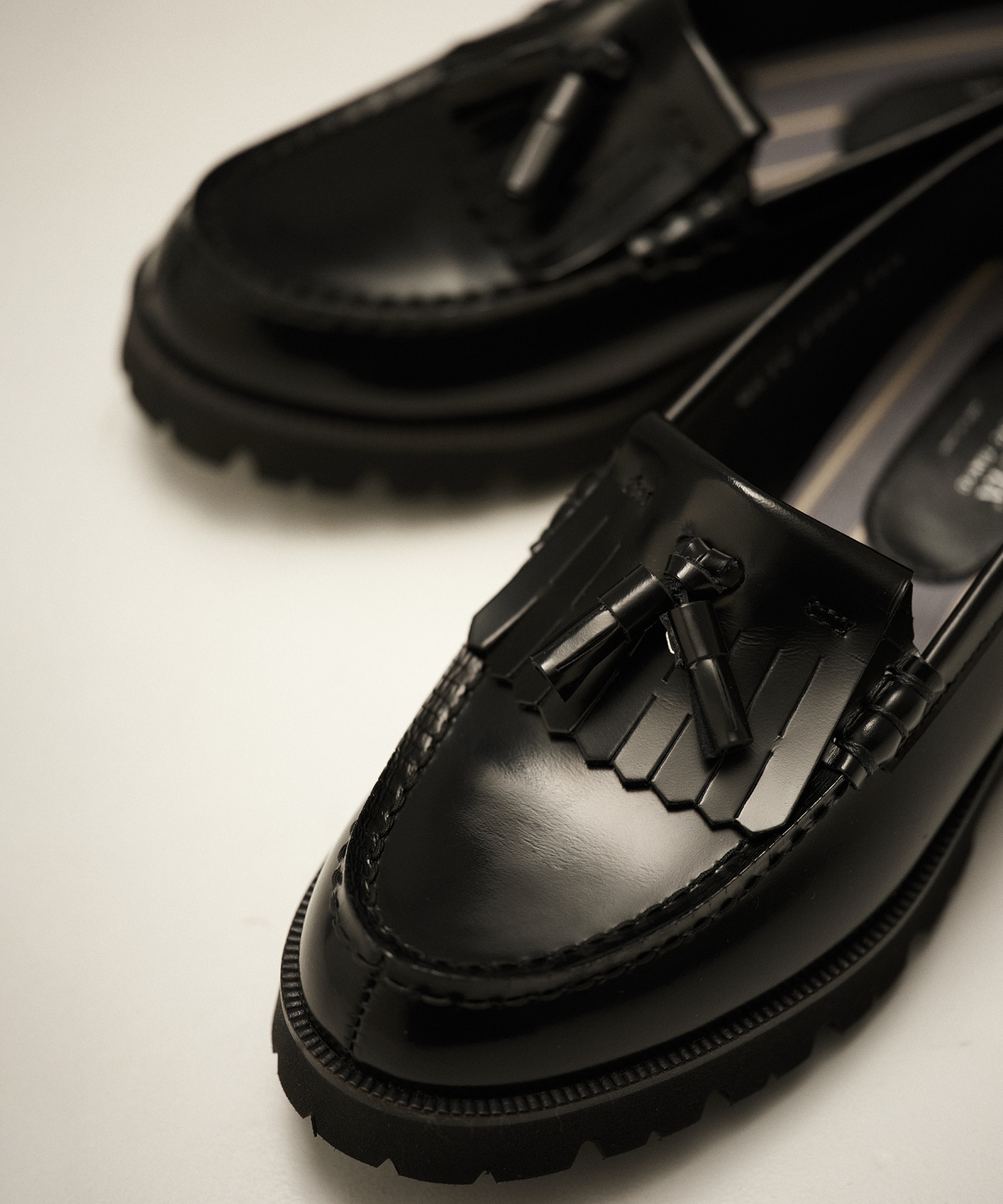 ×HARUTAタッセルローファー