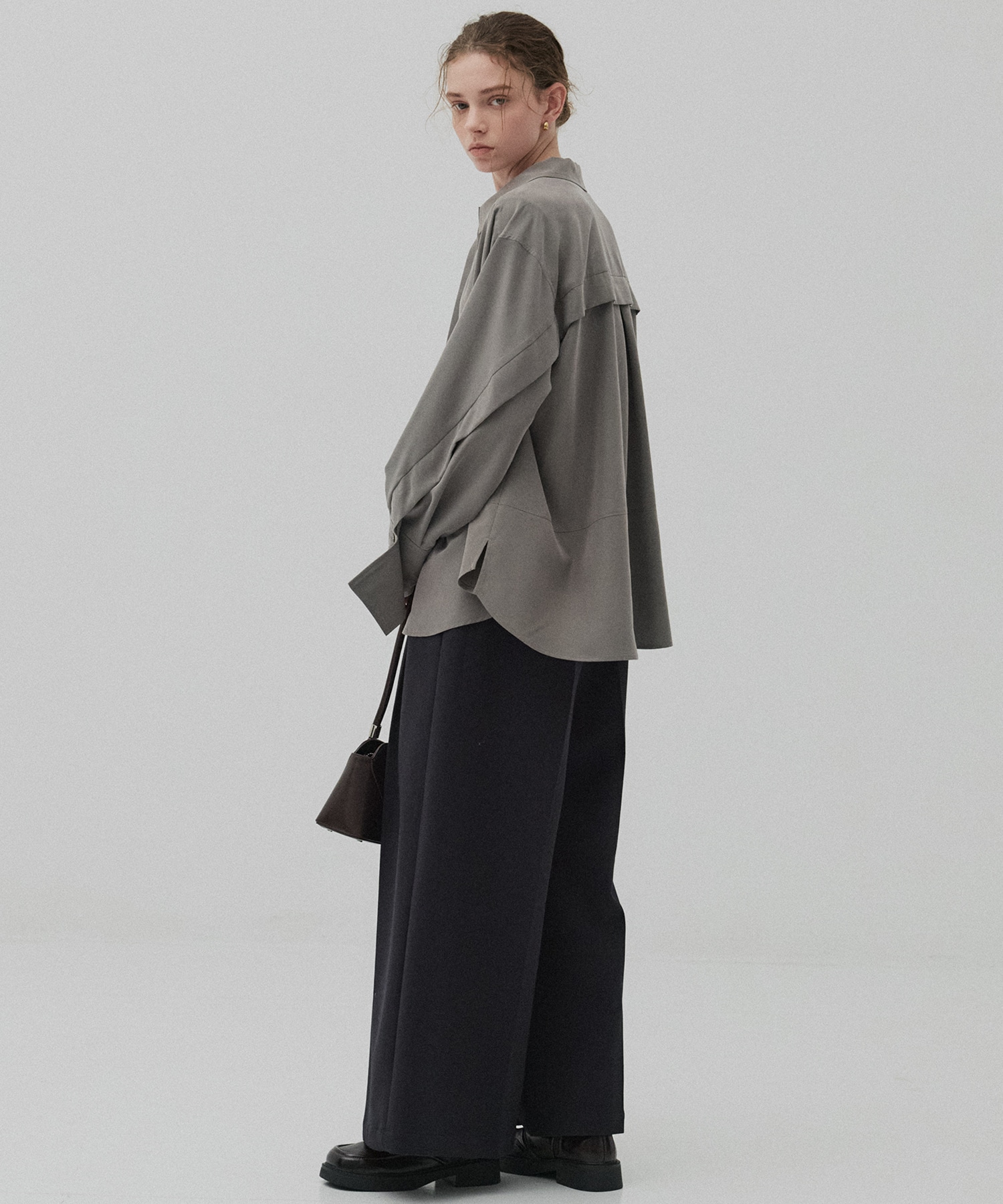 ジップアップオーバーシャツ