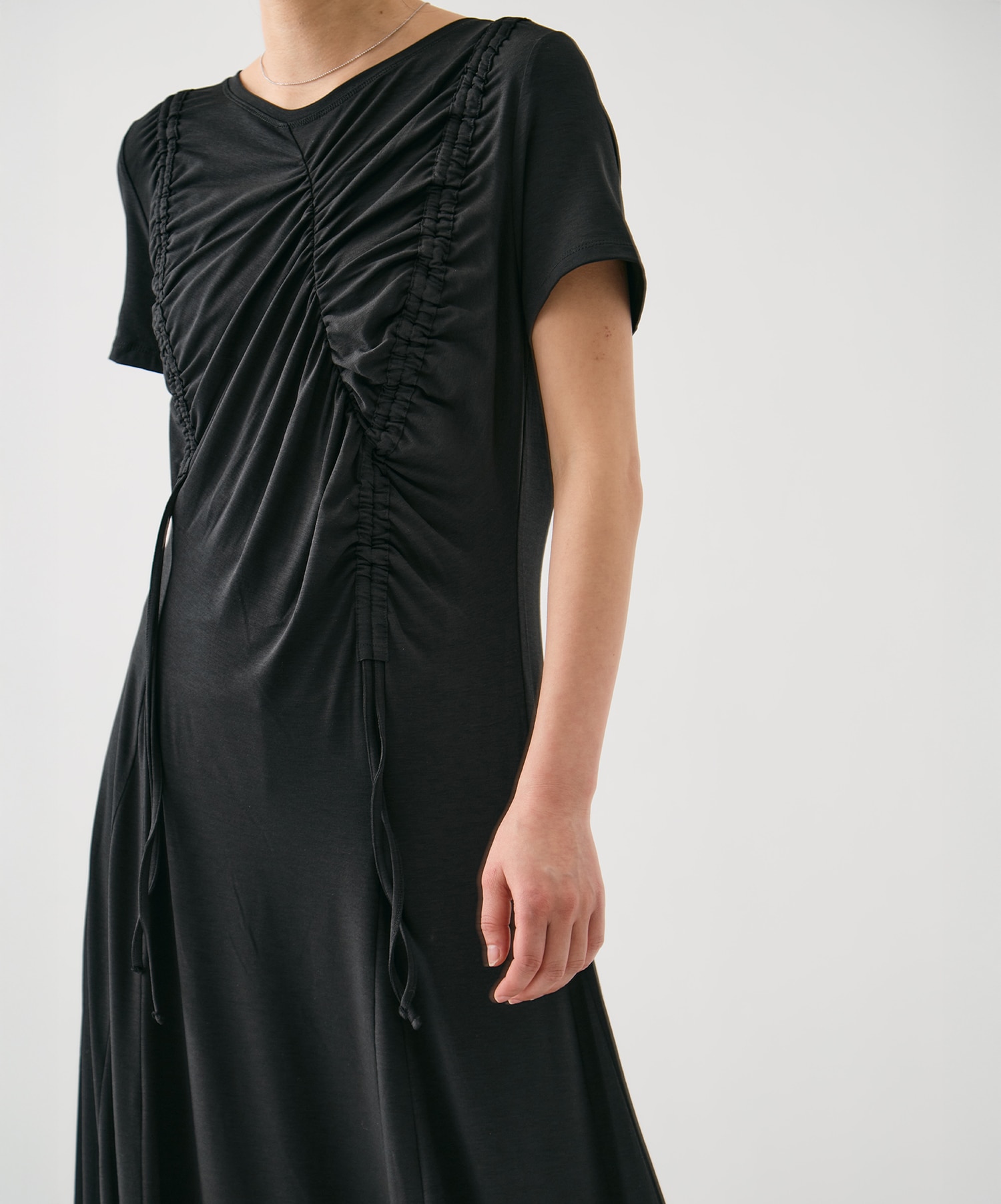 ギャザードレープカットソーワンピ