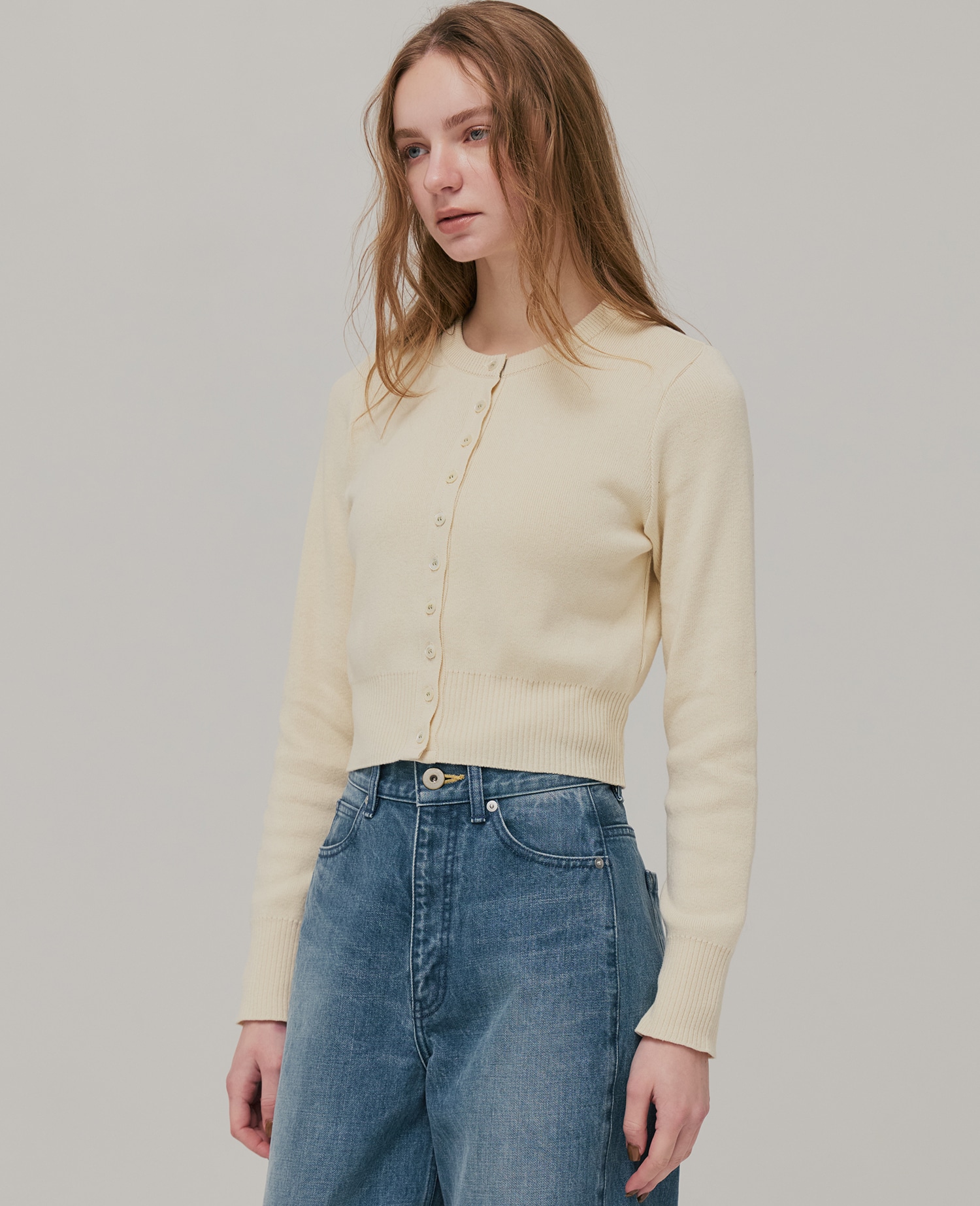 〈残りわずか〉コットンカシミヤクルーカーデ