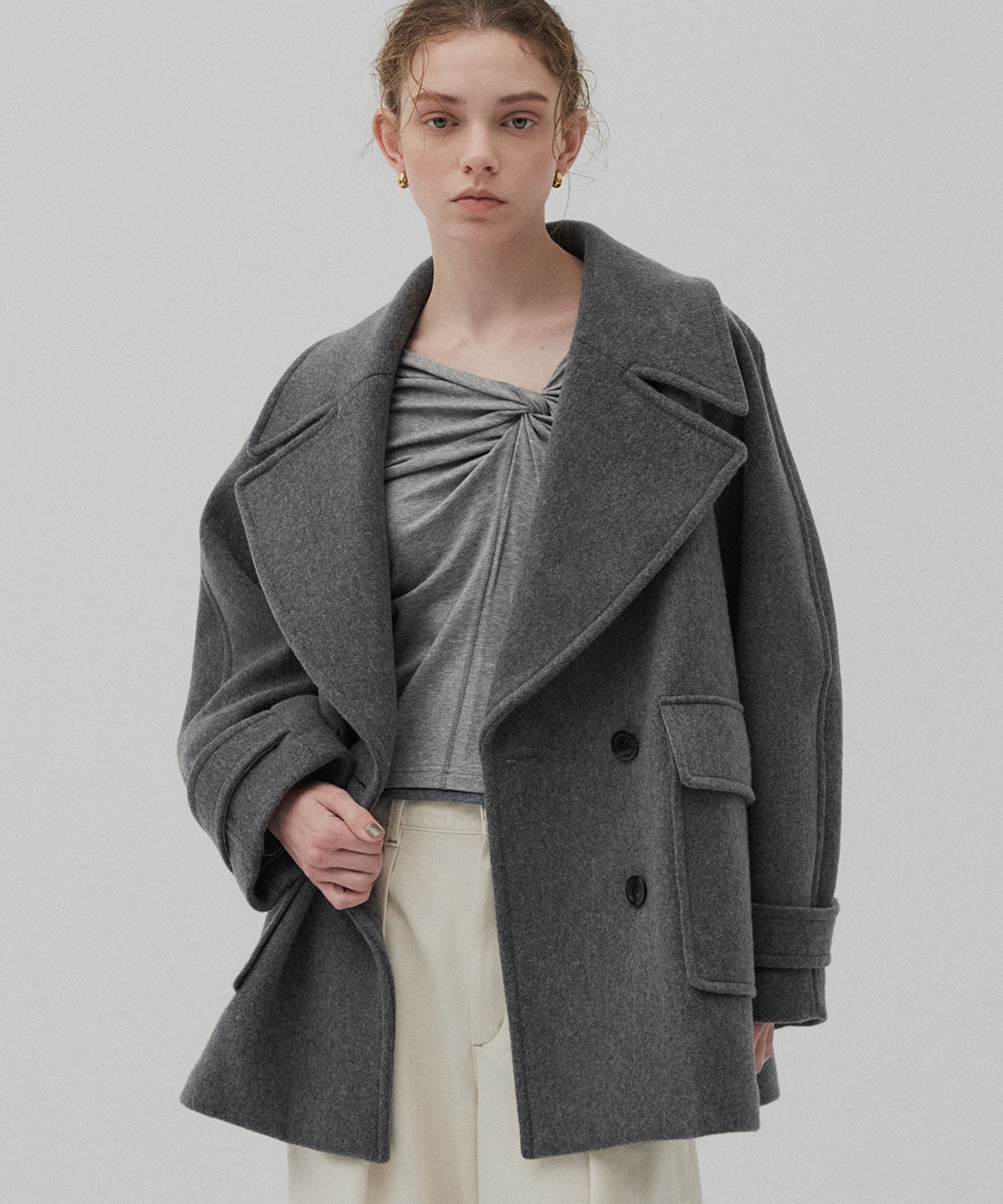 ワイドラペルコート