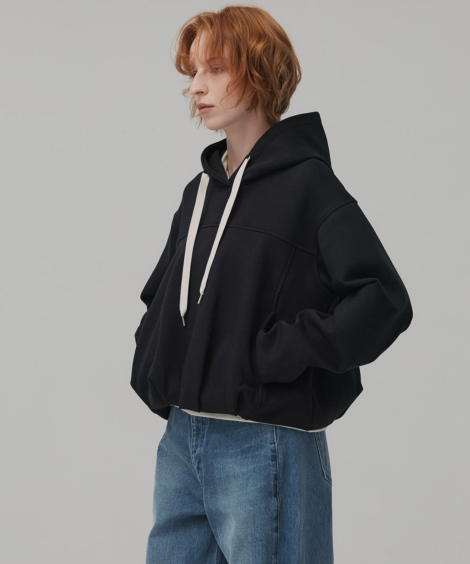 ダンボールバルーンフーディ