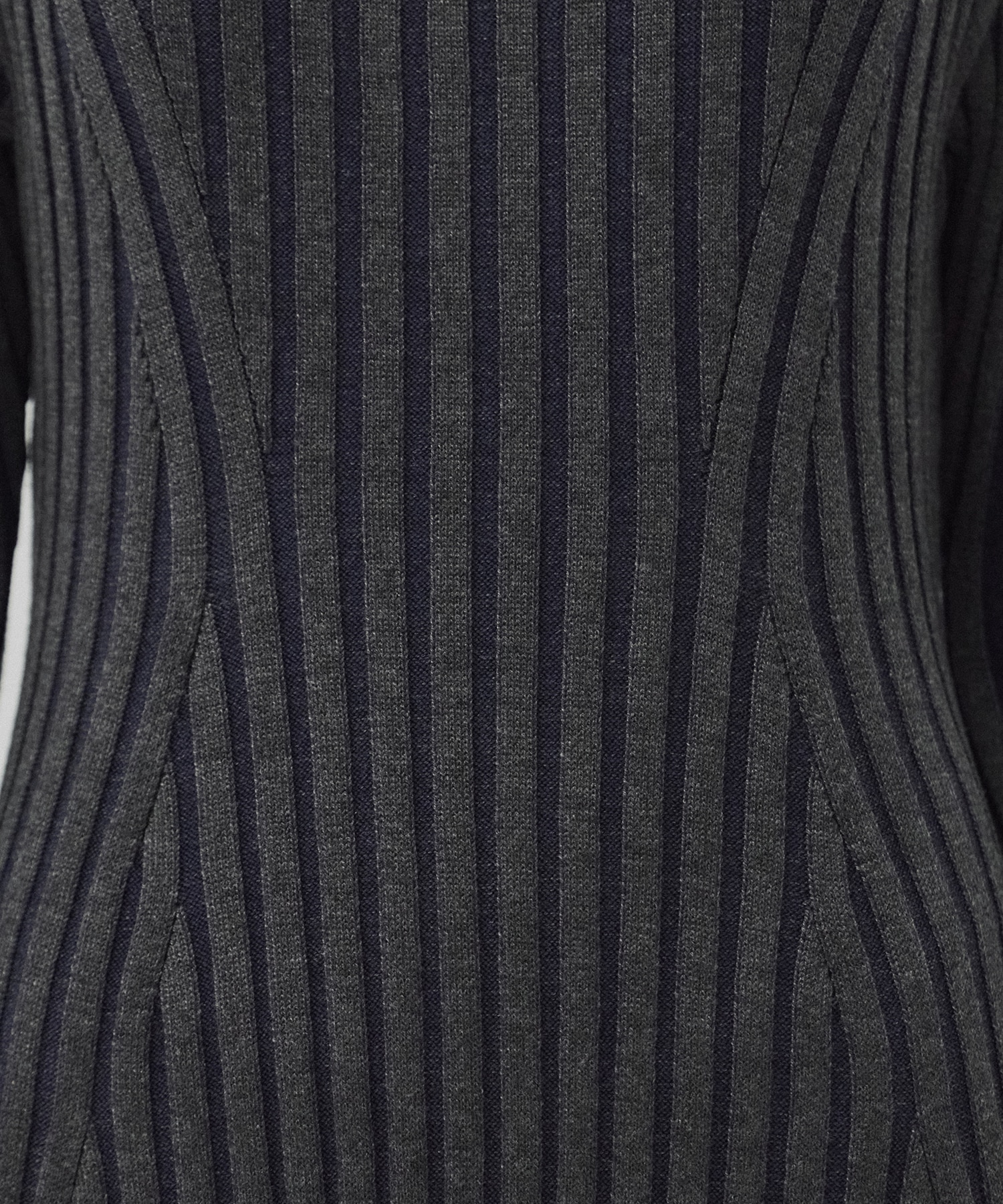 フレアリブニットワンピース