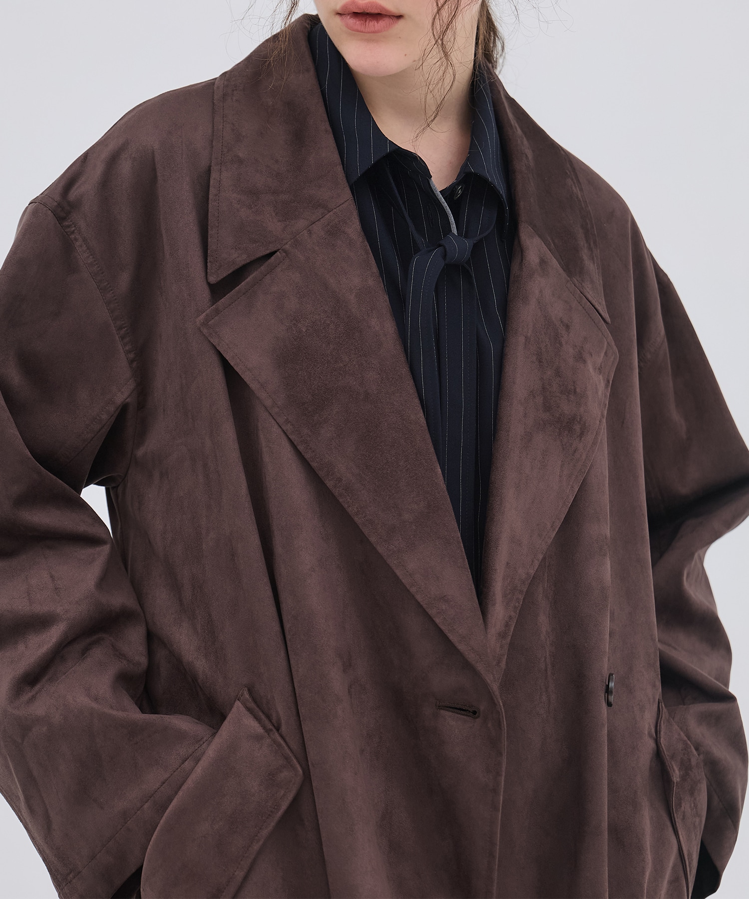 スエードトレンチコート