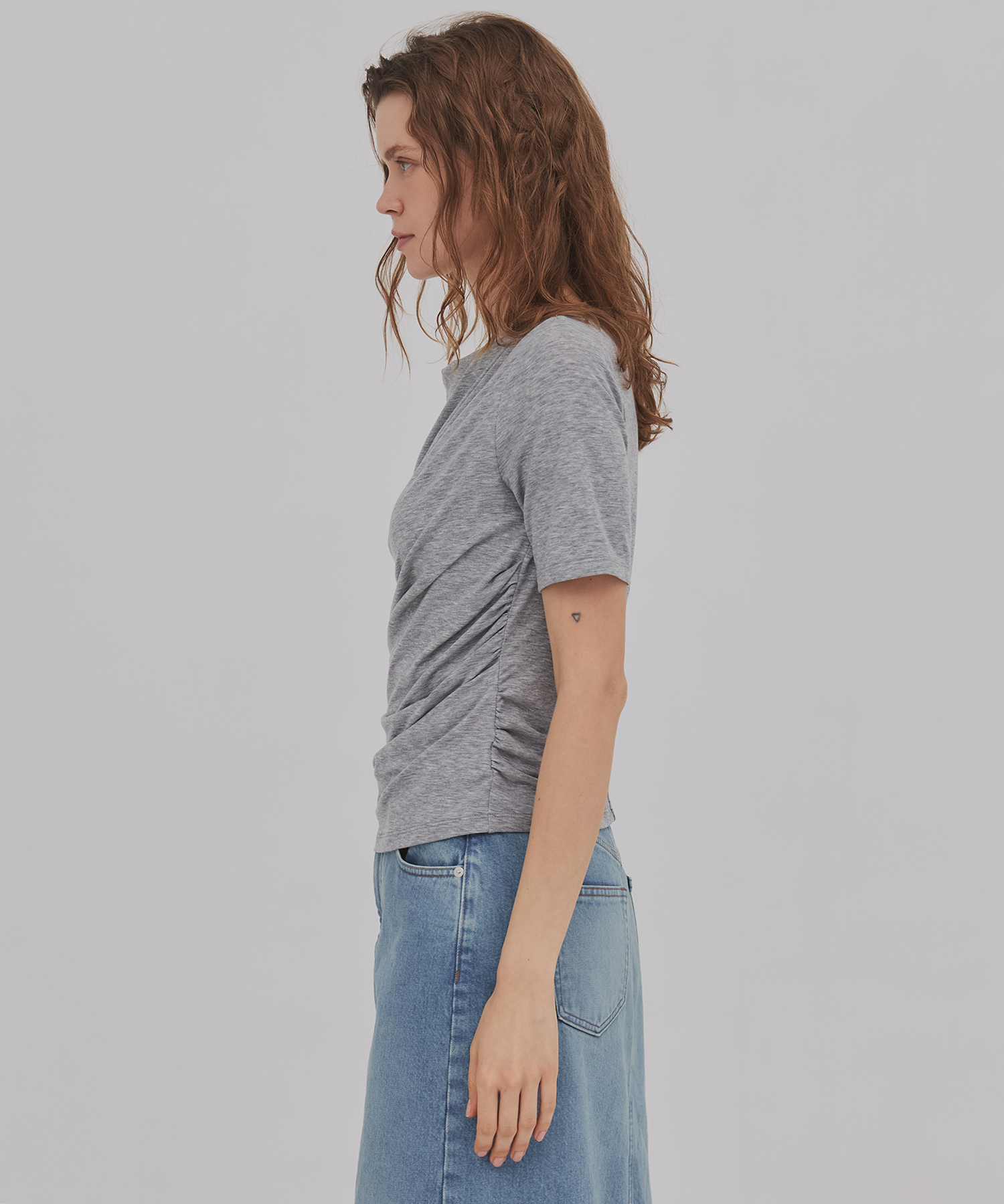 ドレープハープスリーブトップ