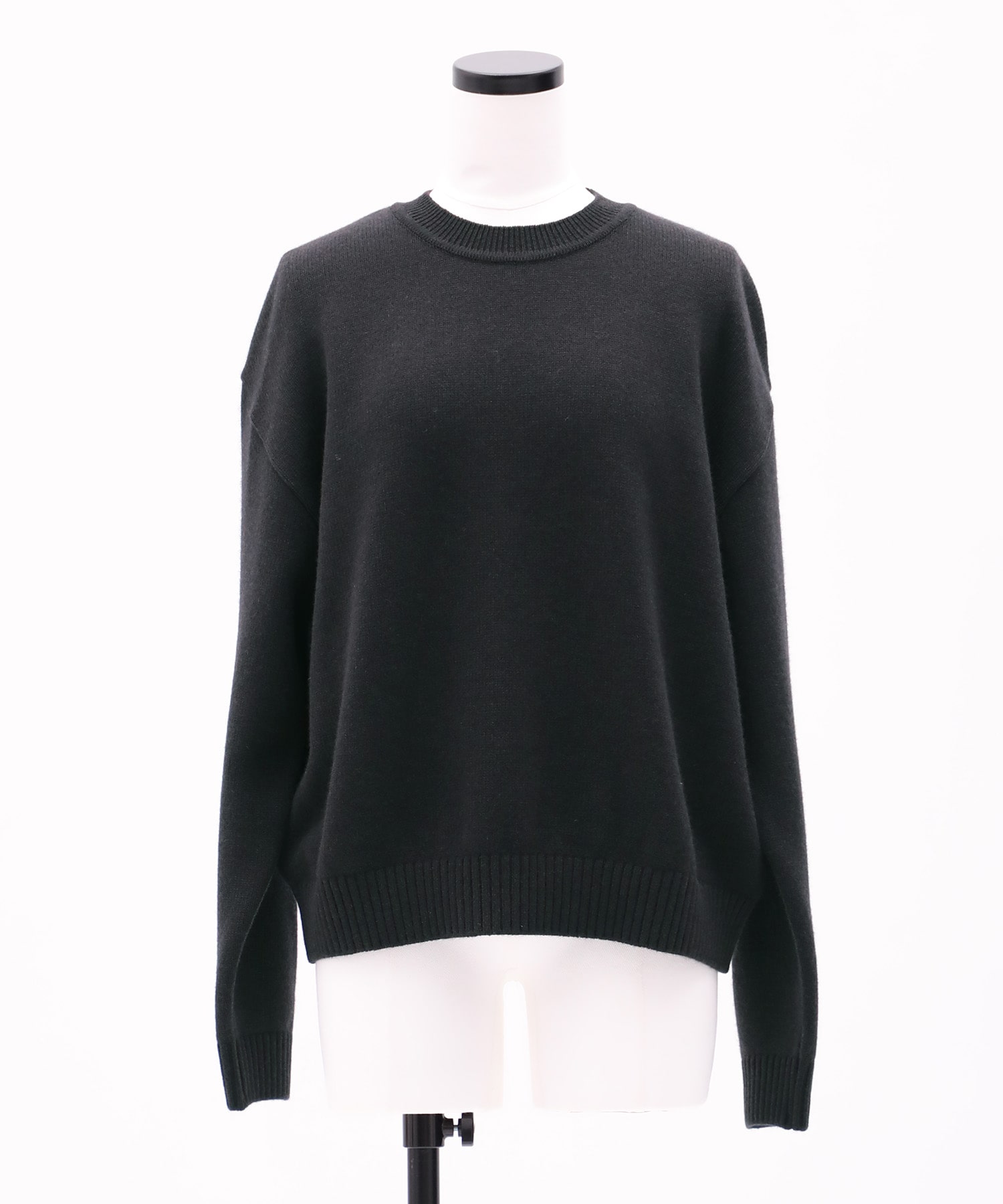 【WEB先行発売】エアウールクルーネックニット