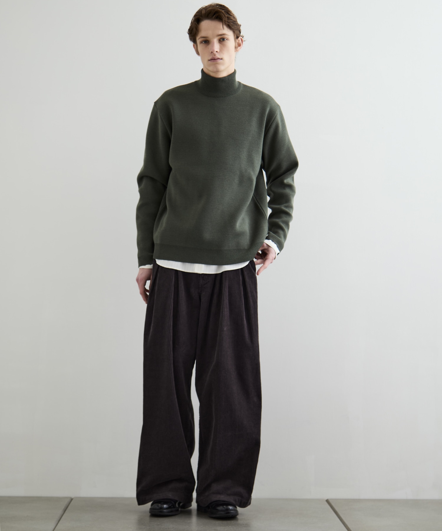 バウンドウールミラノリブハイネック
