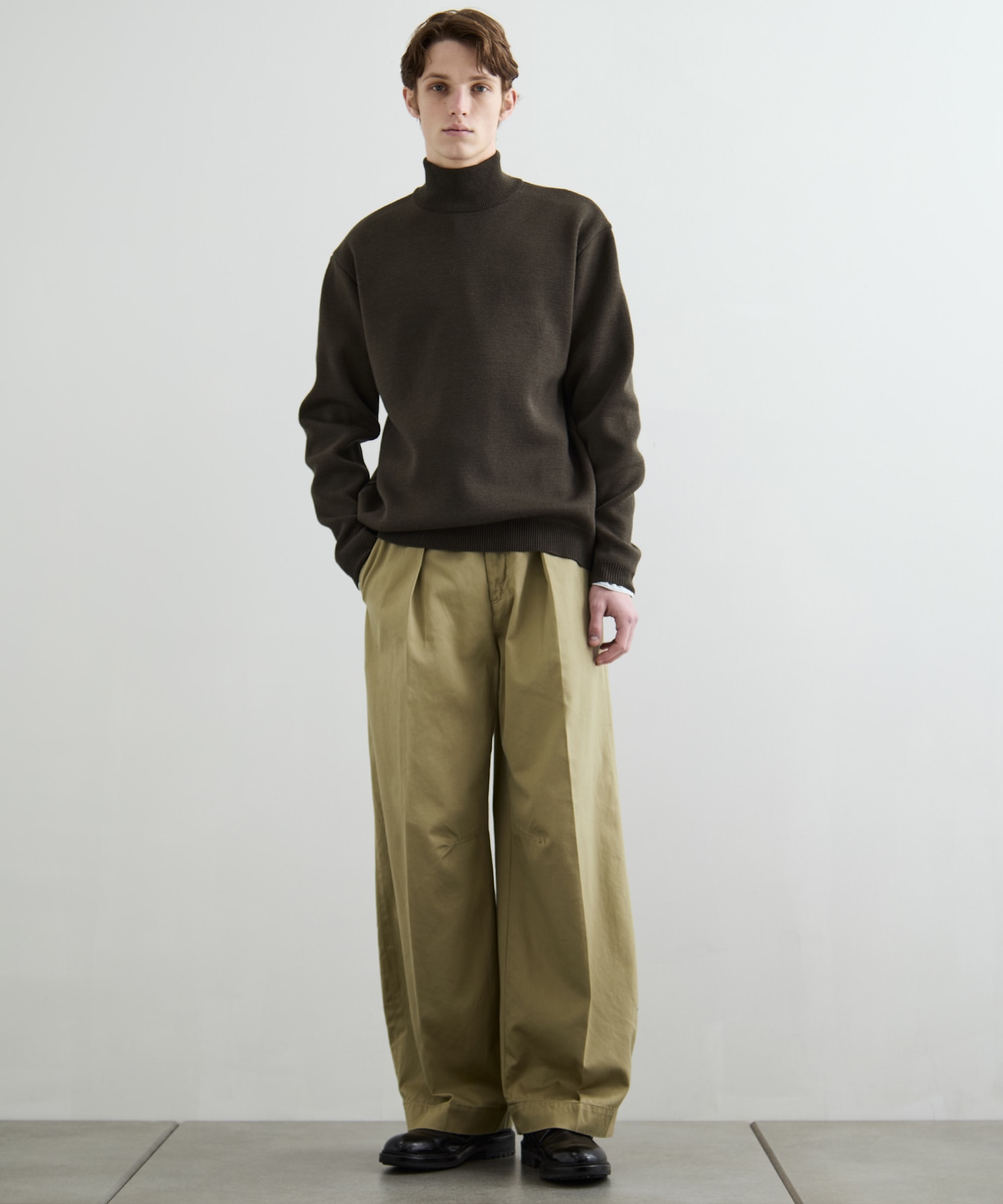 バウンドウールミラノリブハイネック