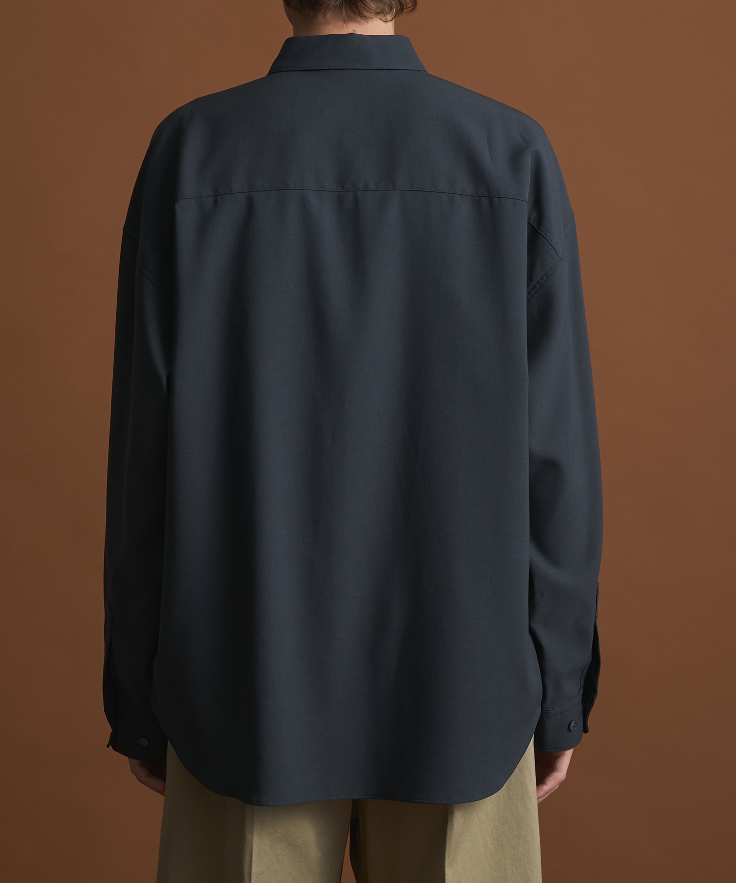 コンフォートリラックスレギュラーシャツ