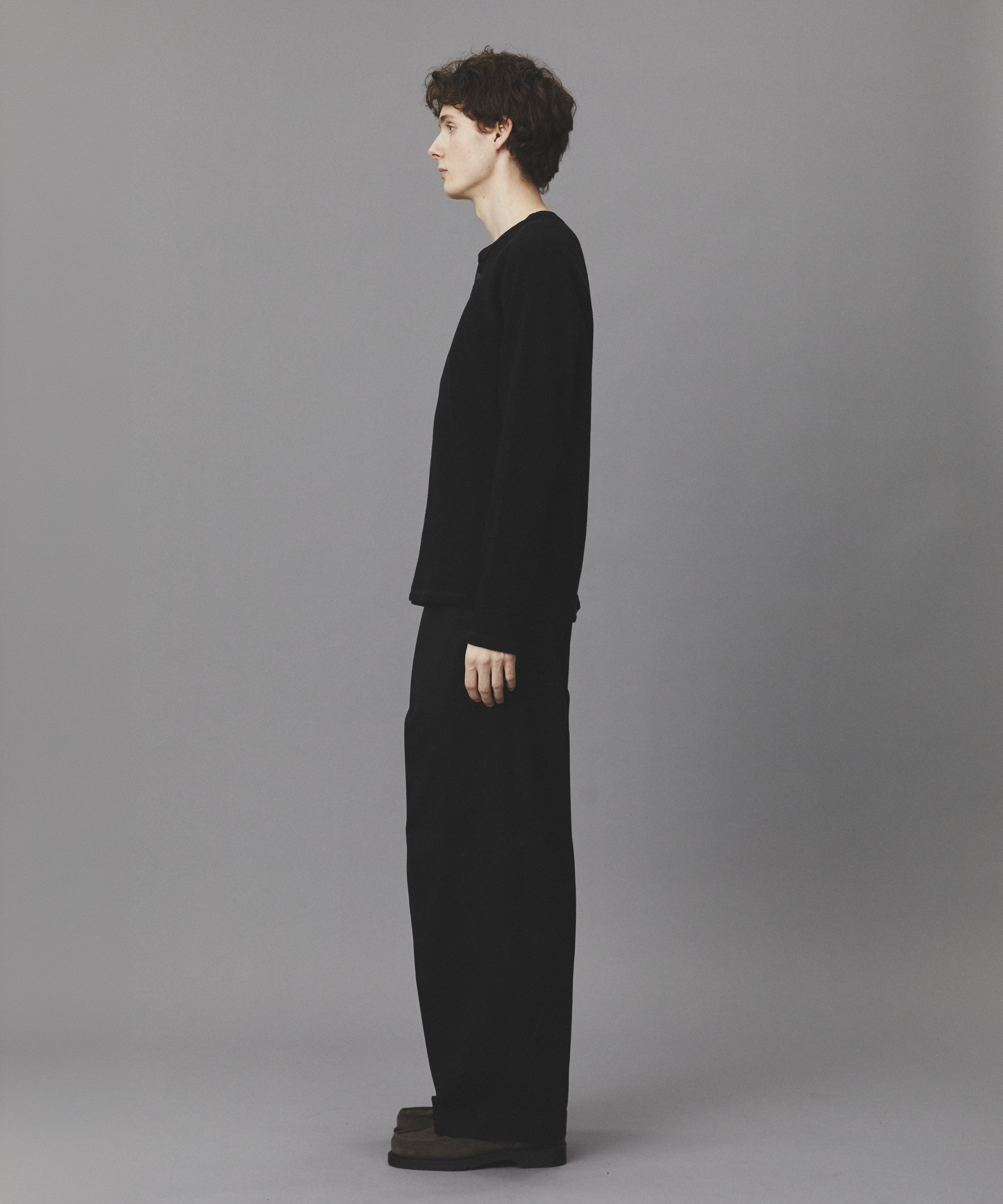 サーマルヘンリーネックTEE