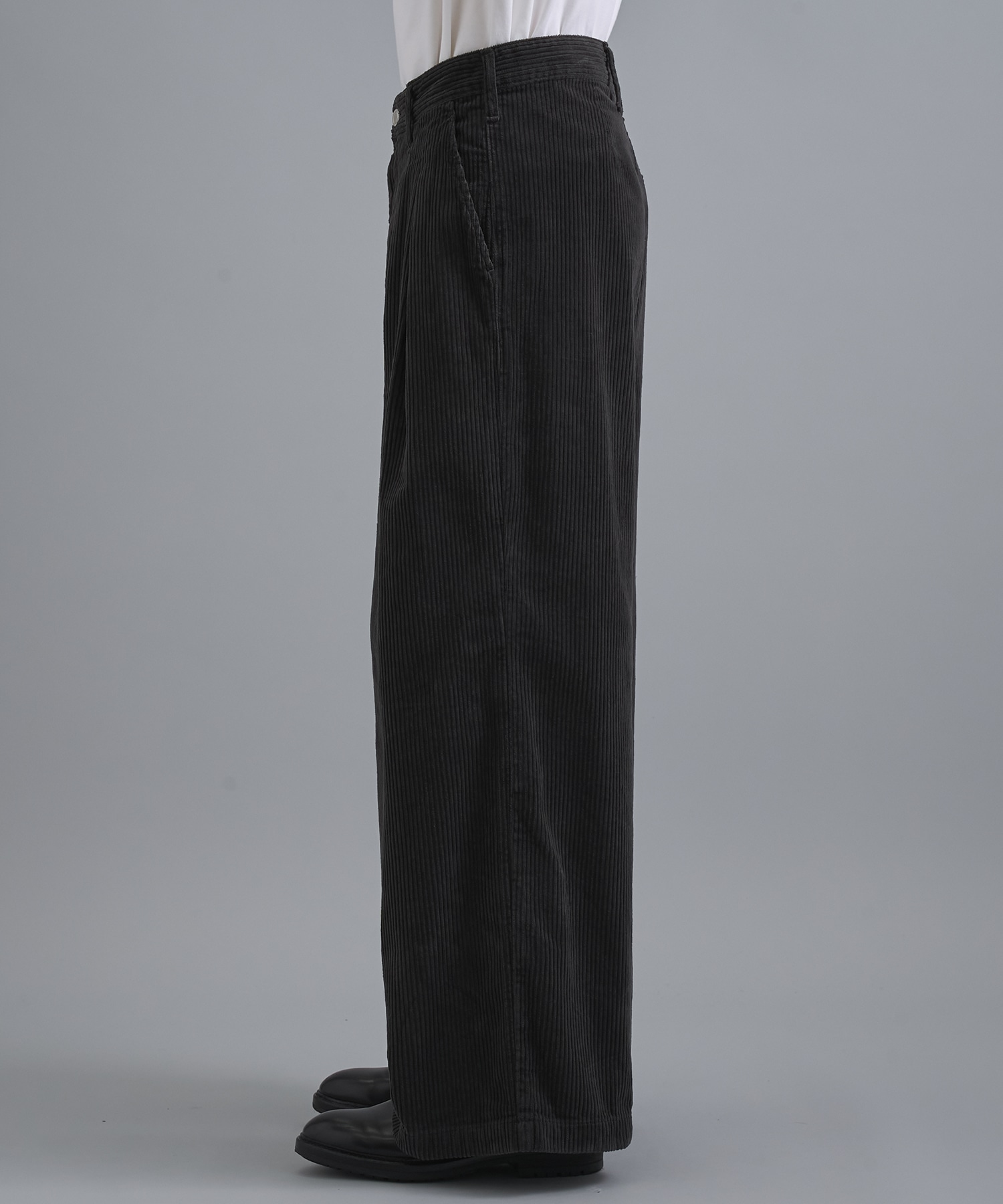 ガーメントダイコーデュロイバギー