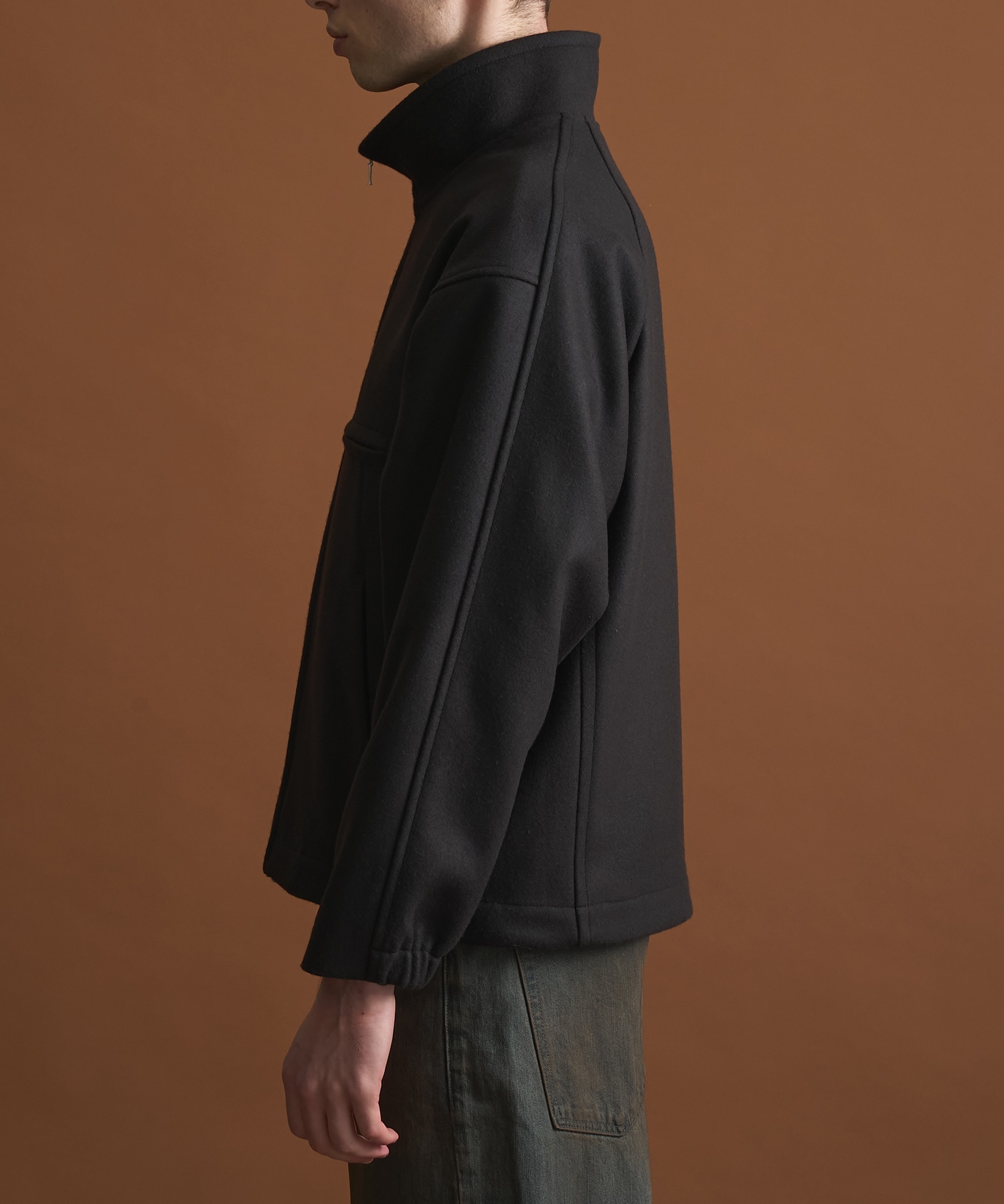 Super140sメルトンスタンドジップBL