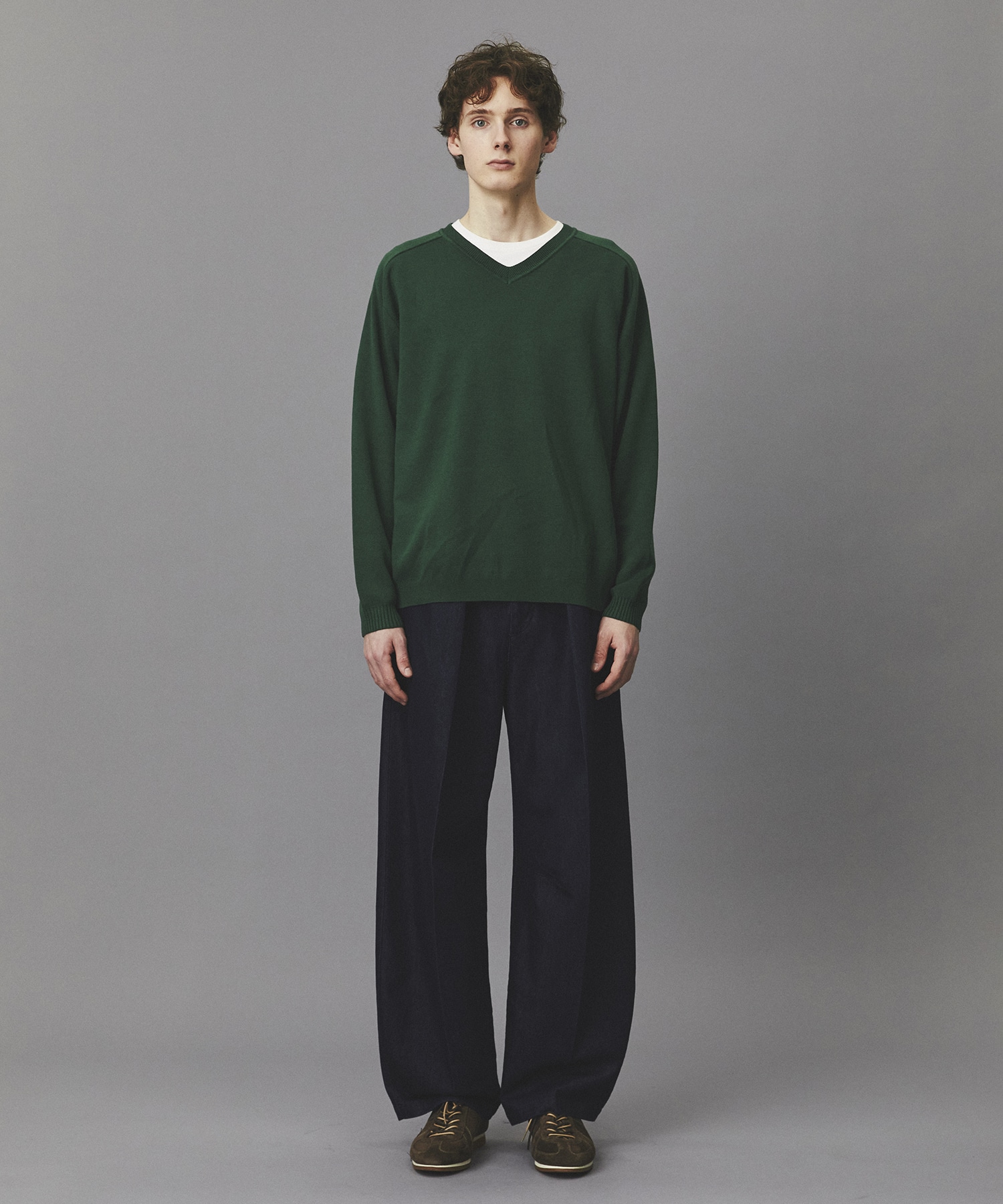 シルクブレンドVネックニット