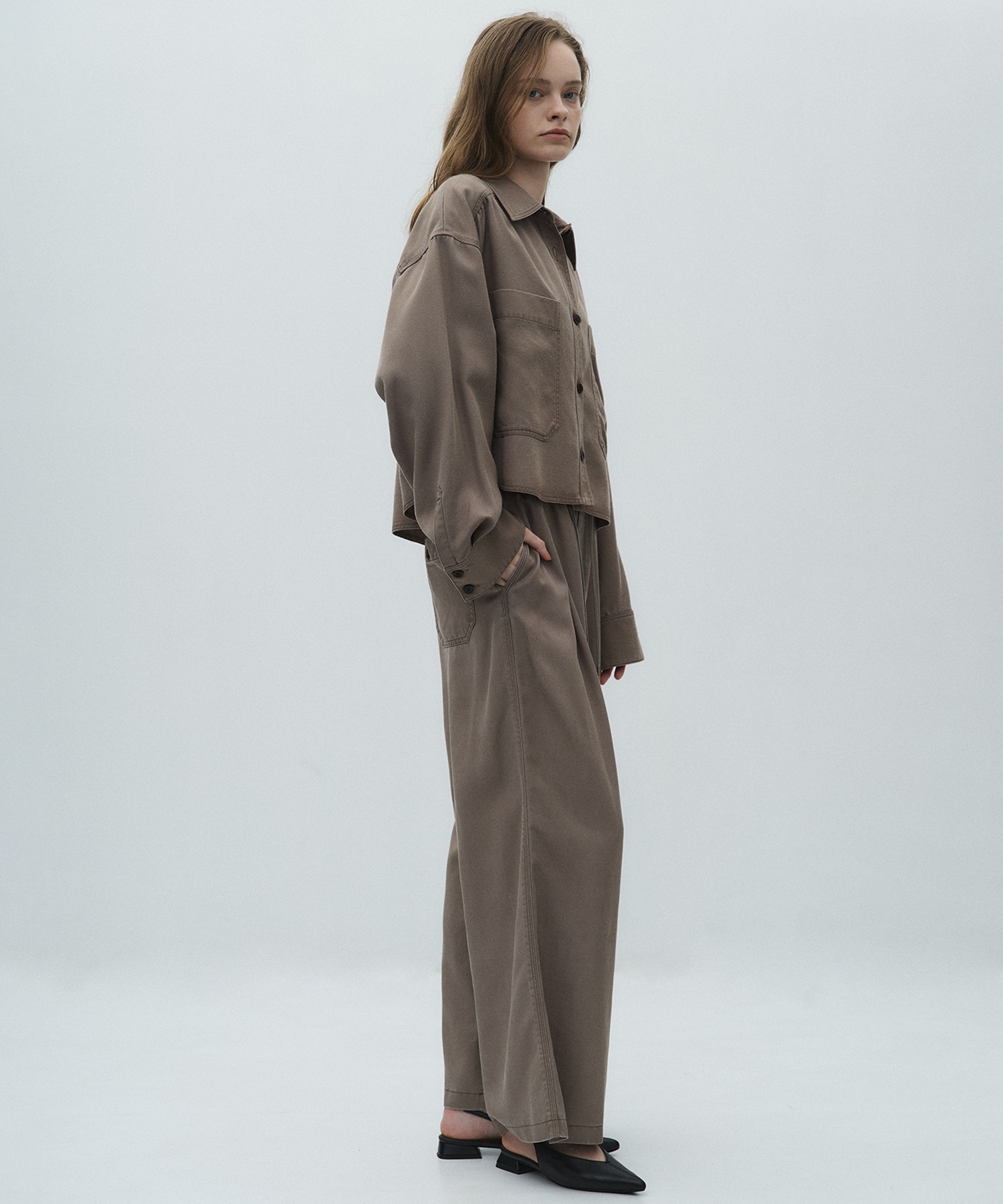 フルイドクロップドシャツ