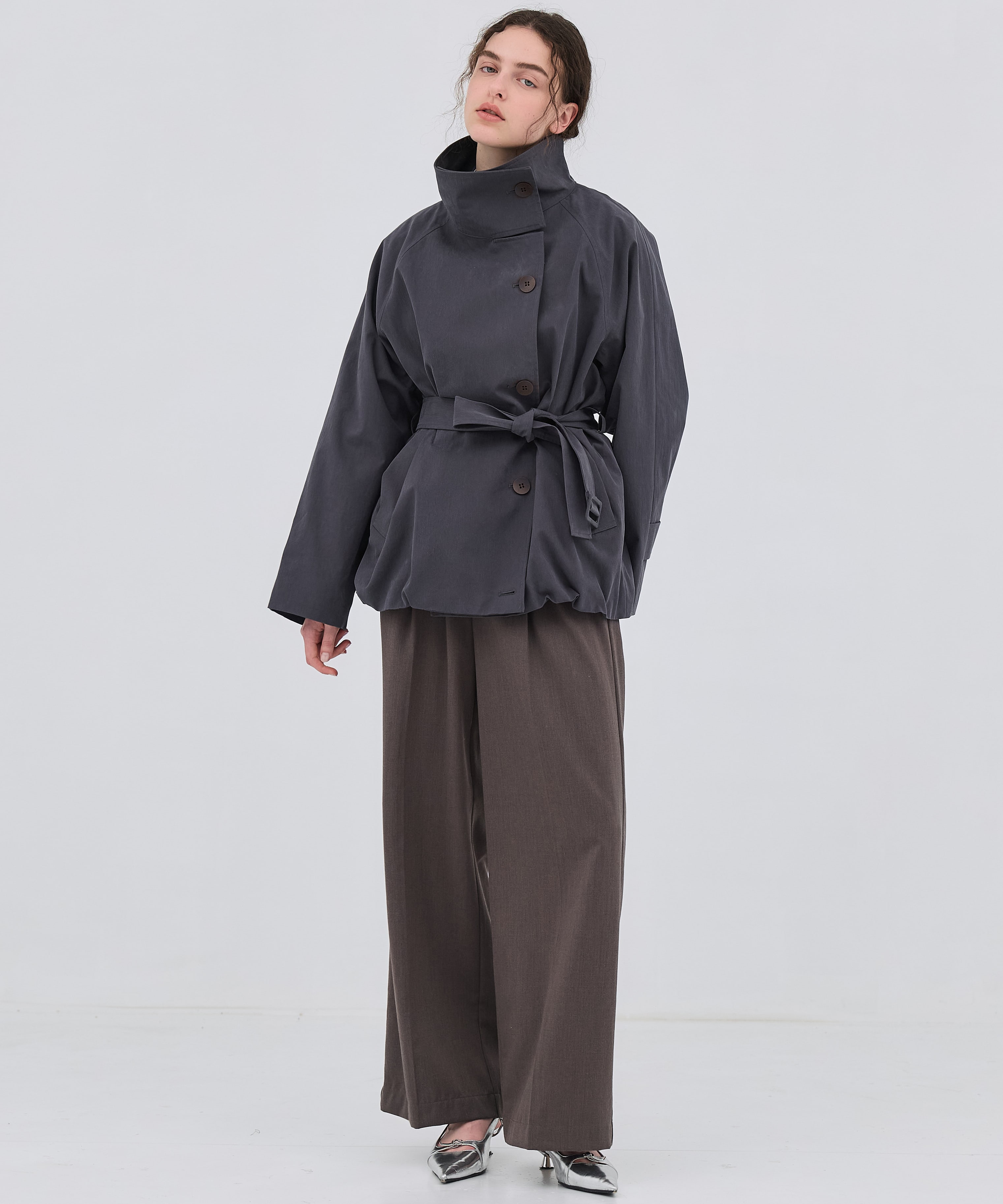 ファンネルネックショートトレンチコート