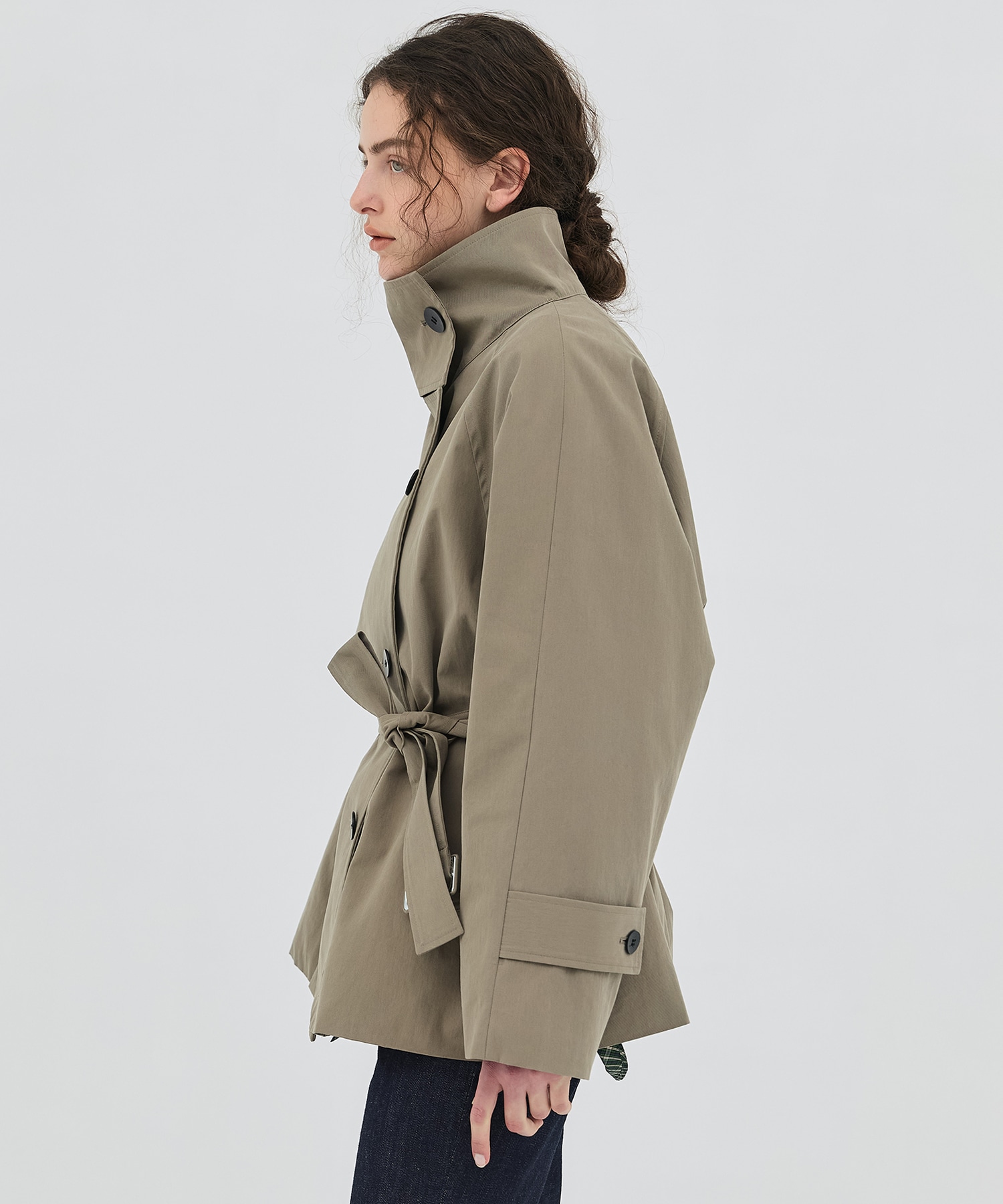 ファンネルネックショートトレンチコート